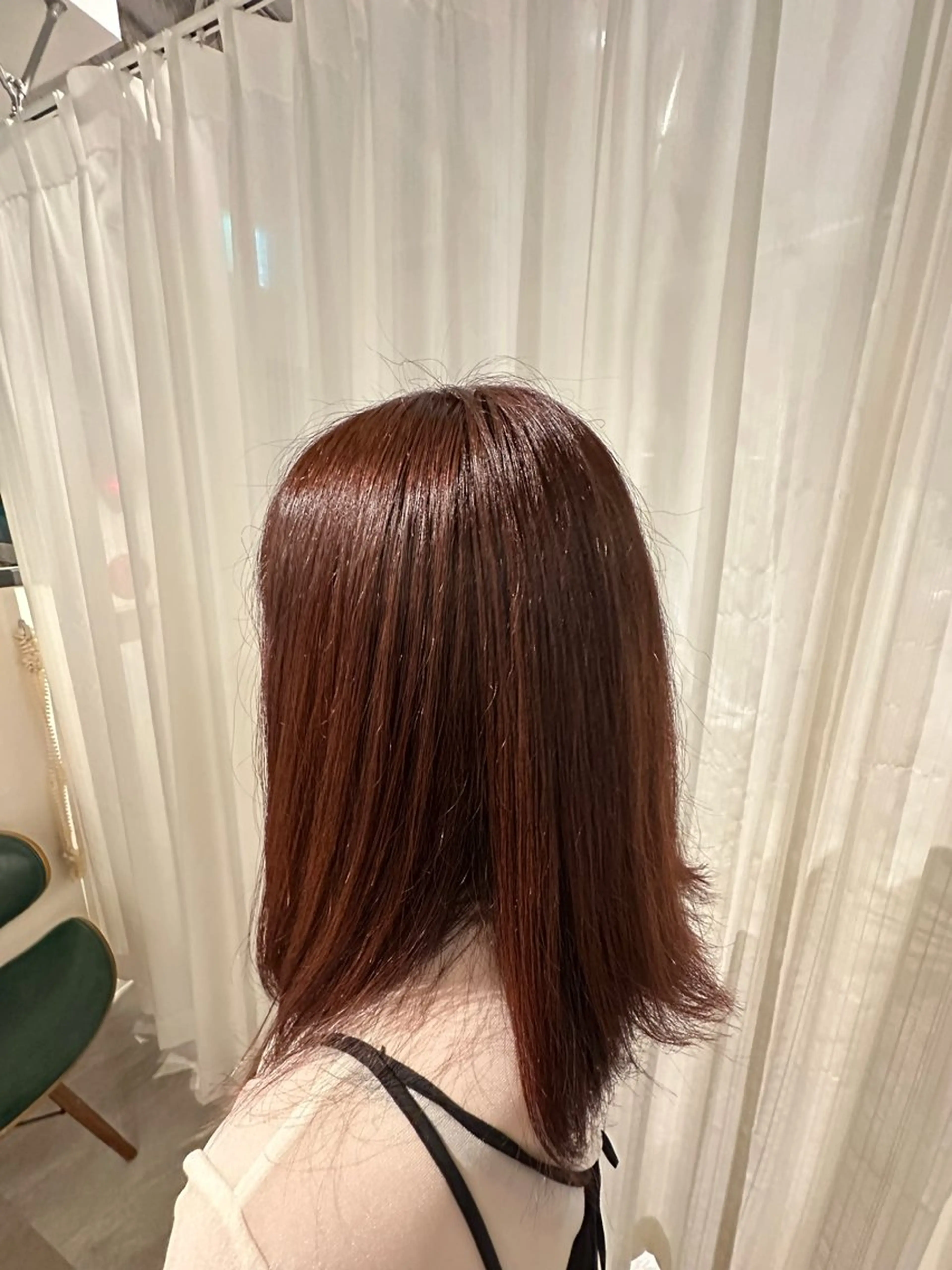 ミディアム 三吉 純のヘアスタイル