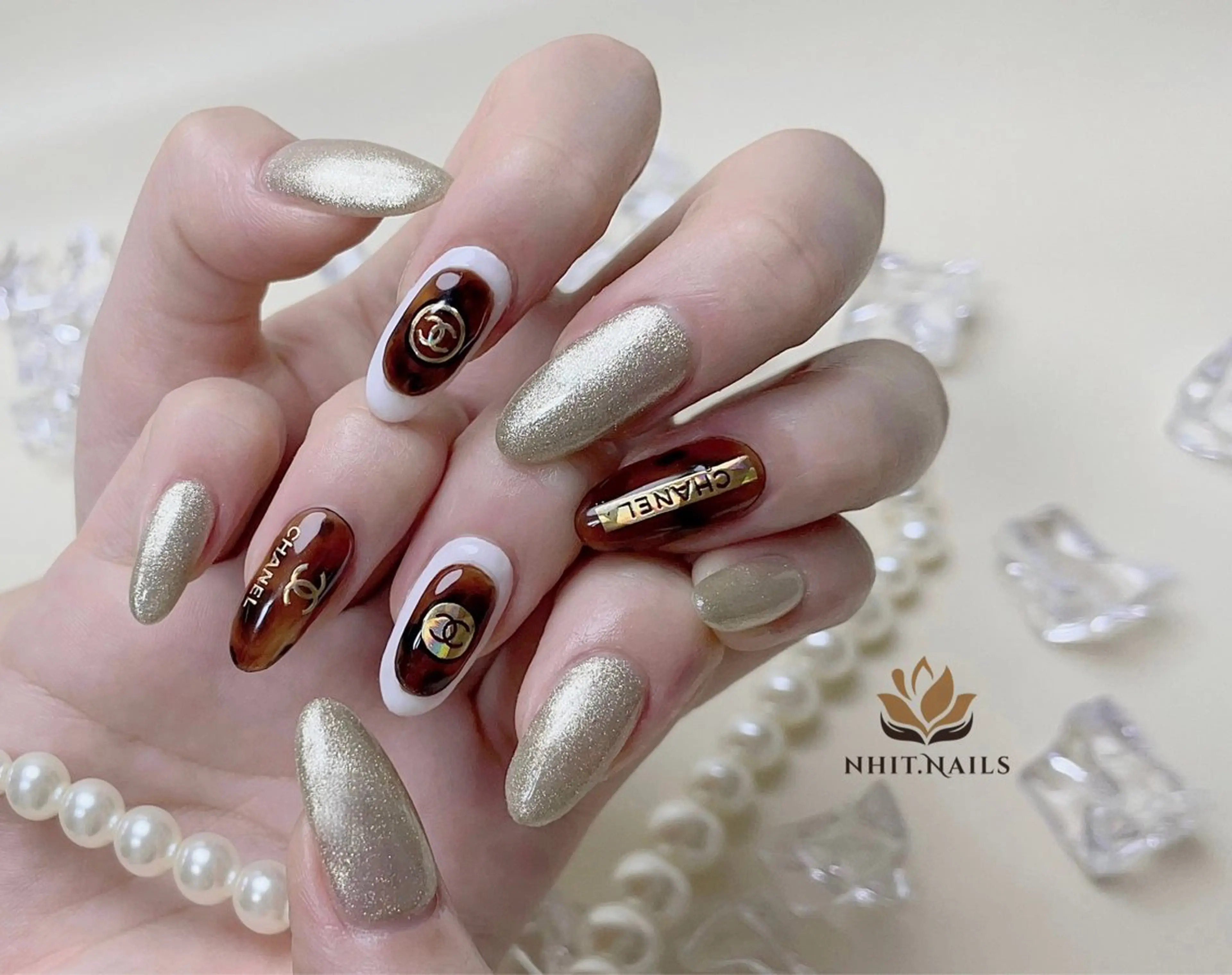 ネイル Nhit Nailsのネイルデザイン