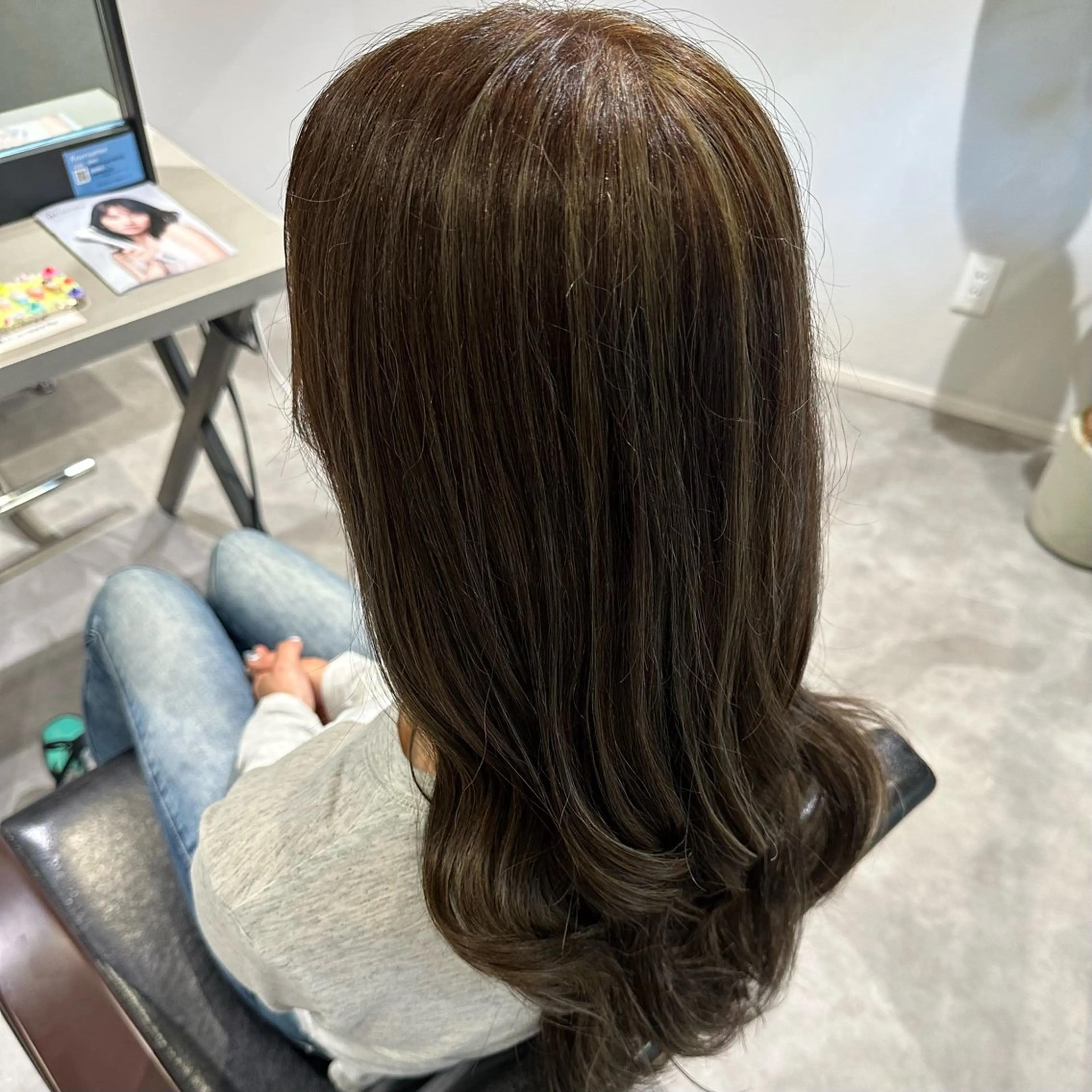 カット＋ハイライトorグラデーション🩶🤍の写真