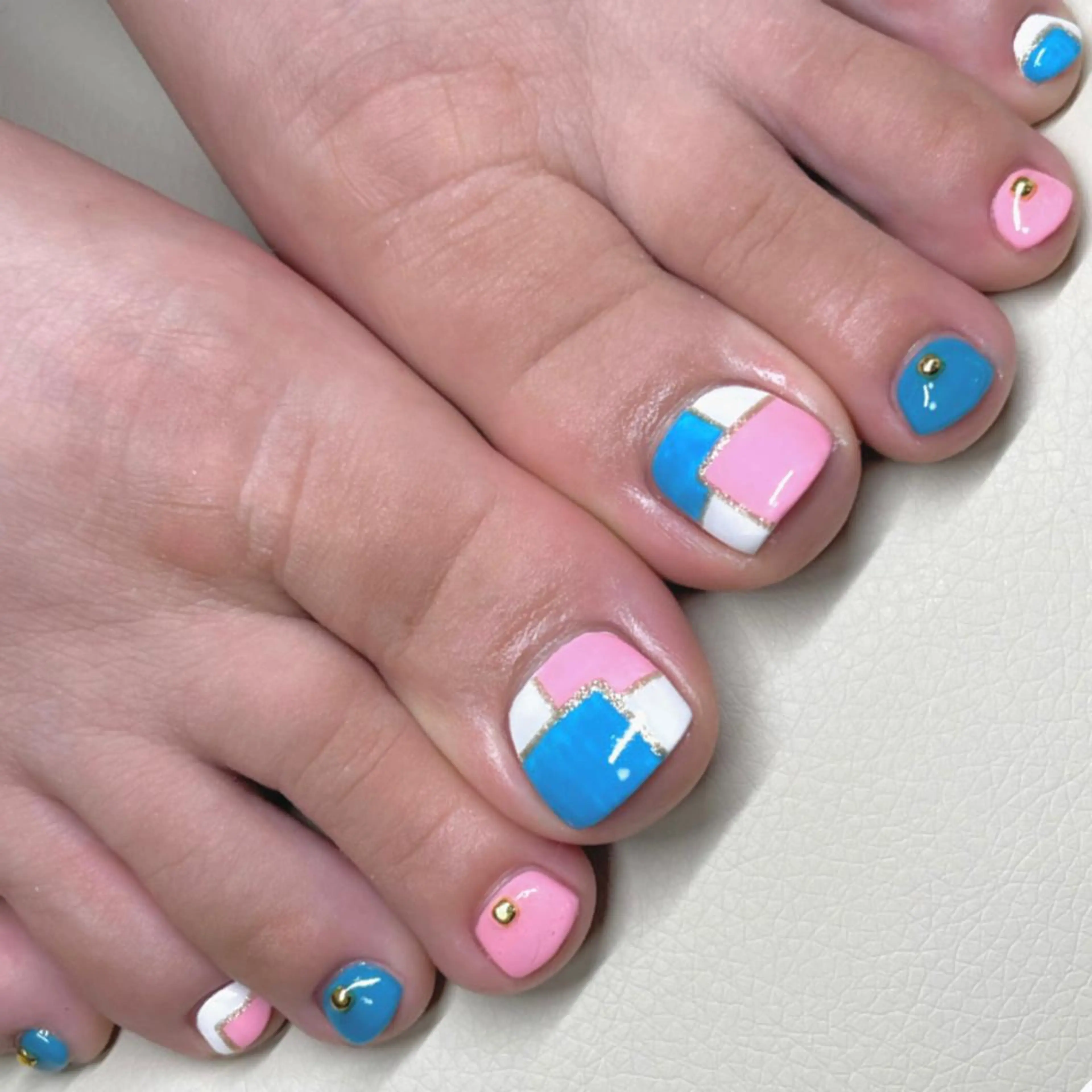 ネイル フットネイル 持ち込み Nail Blue512所属・Nailist MINORIのネイルデザイン