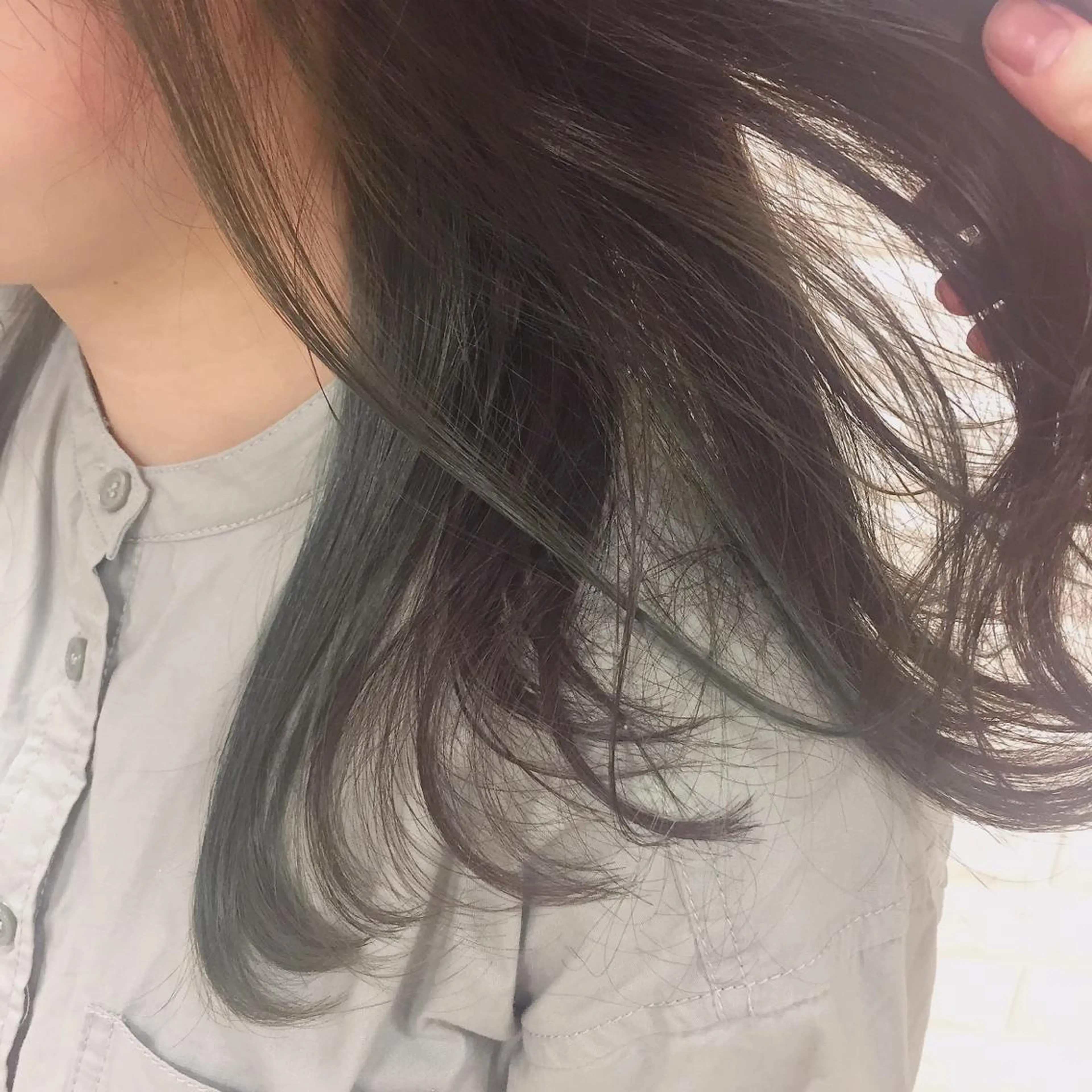 セミロング カラー インナーカラー 似合わせ.ﾍｱｾｯﾄ 得意🌹井上美沙のヘアスタイル