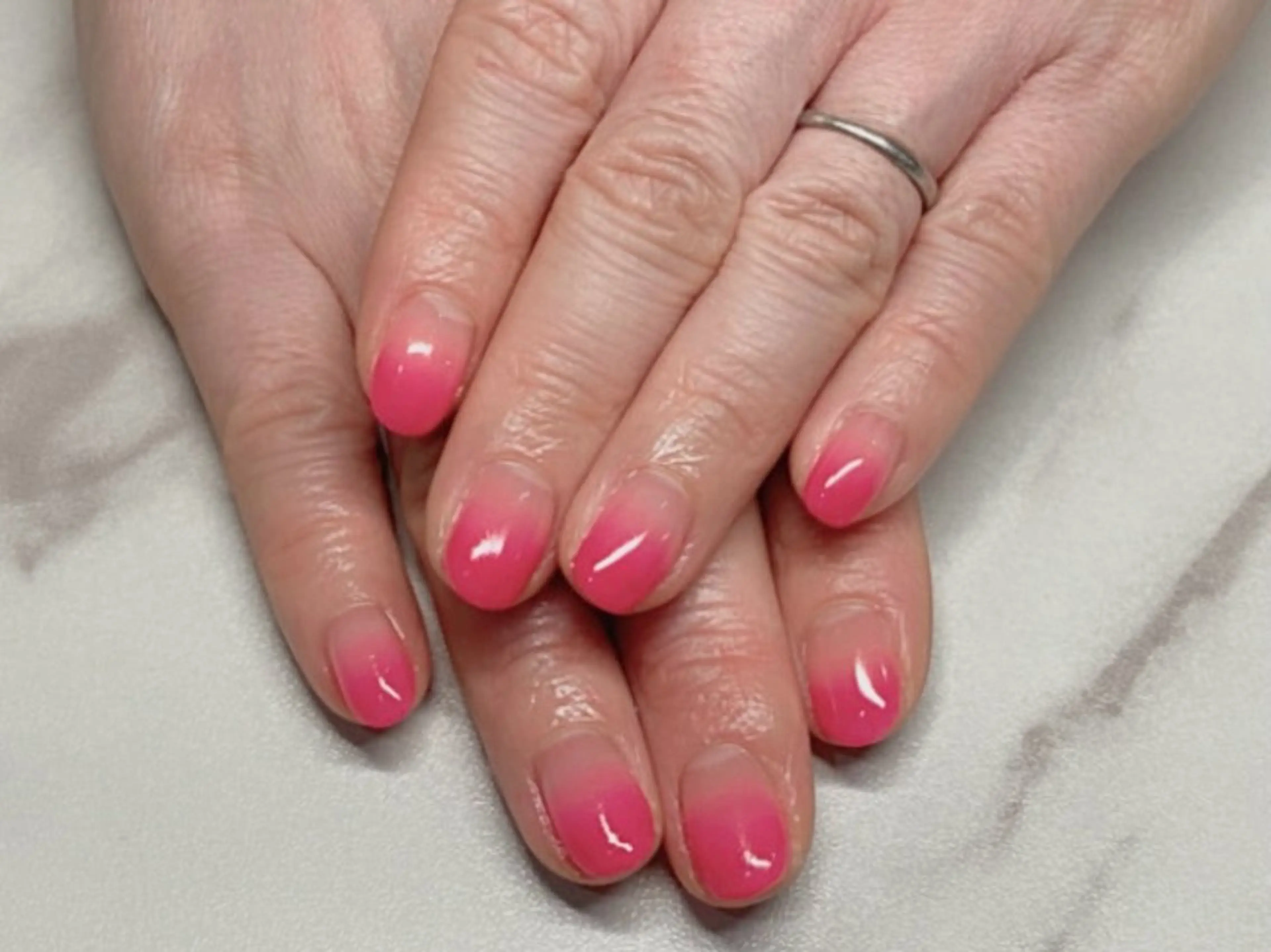 ネイル 都倉 愛のネイルデザイン