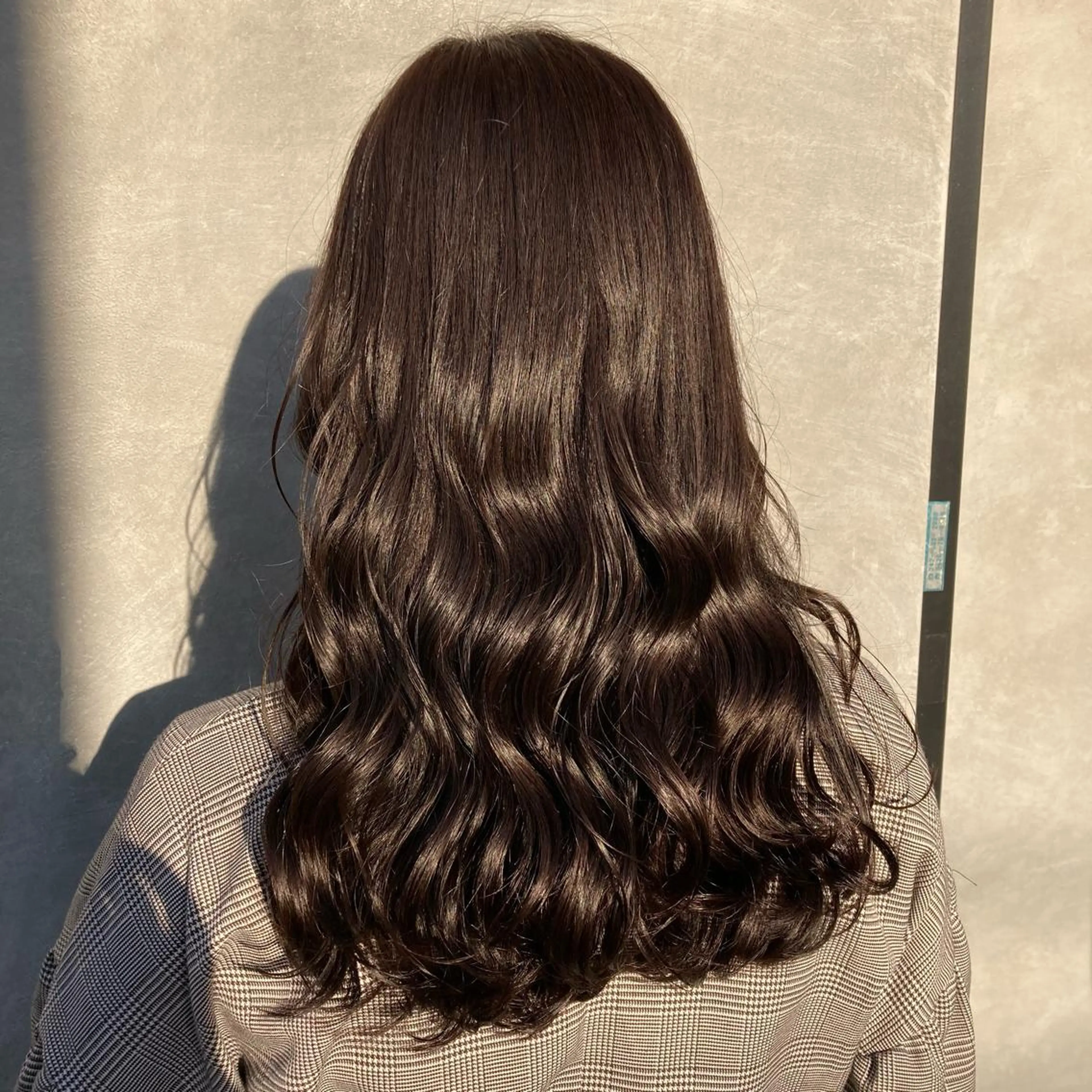 ロング カラー ブラウンカラー チョコレートブラウン 片柳 美友季のヘアスタイル