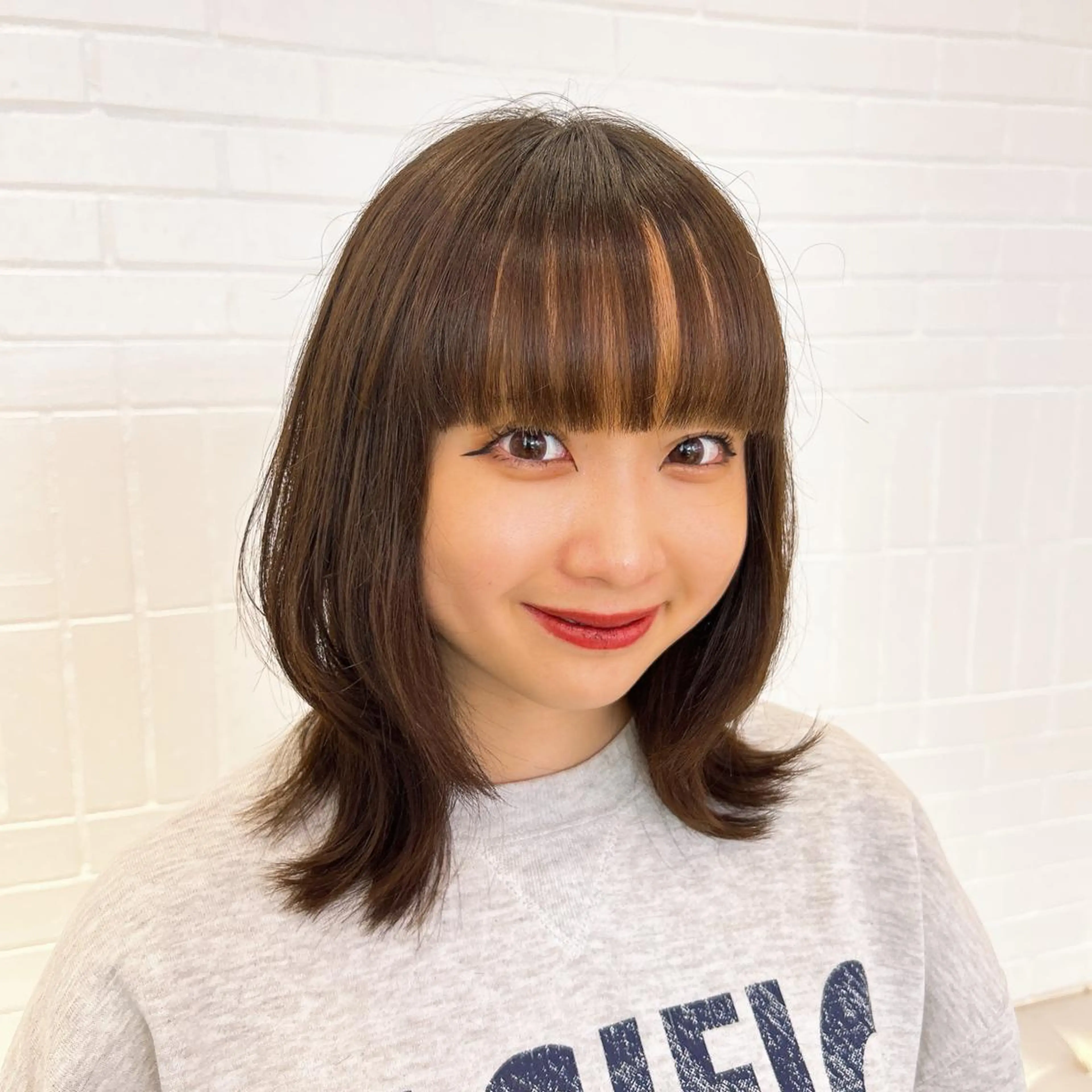 ミディアム ミディアムパーマ ボブ 髪質改善 レイヤーカット カット トリートメント MiRI💜地毛級 エクステ✖似合わせ技のヘアスタイル