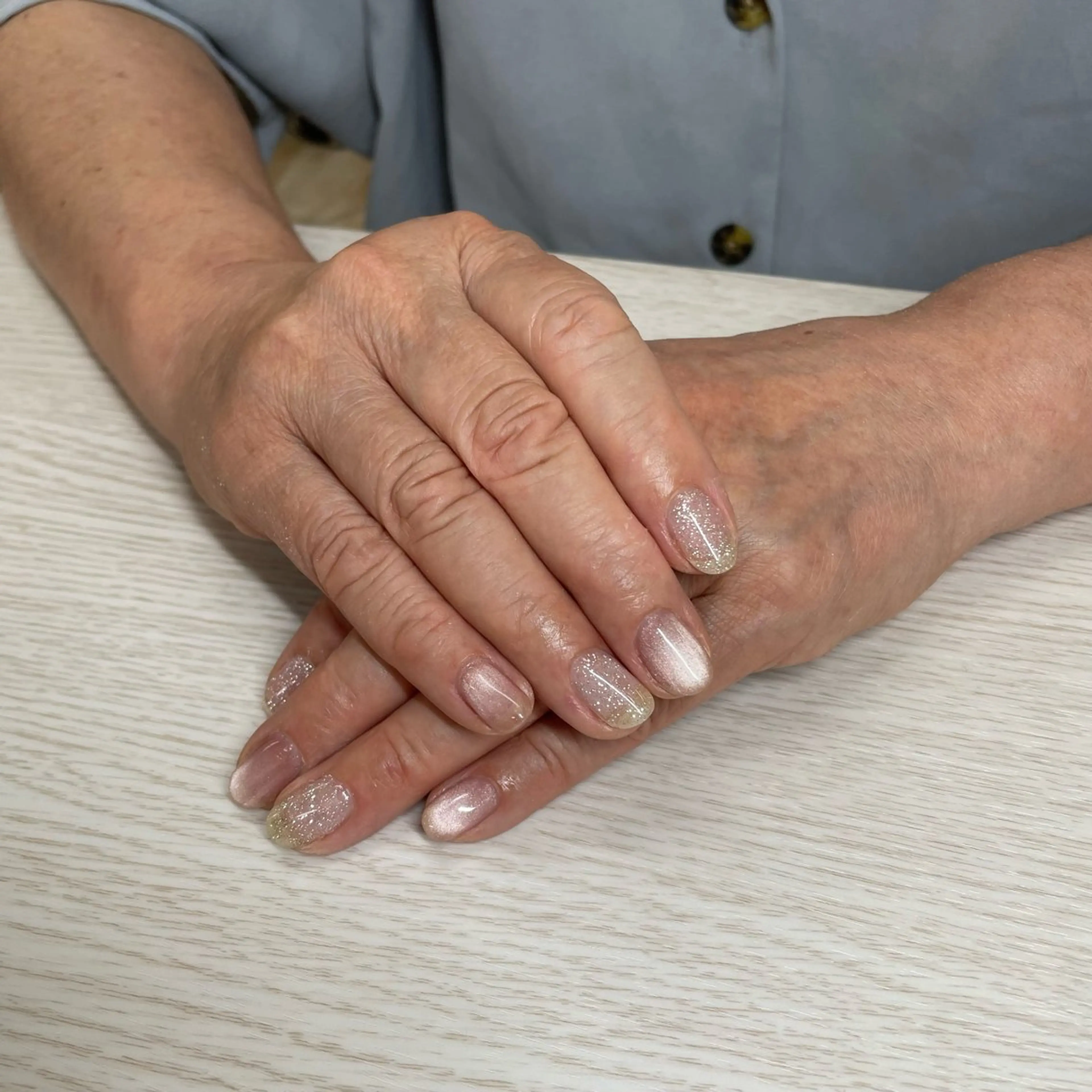 ネイル TRU NAIL&EYE立川所属・TRU ちはるのネイルデザイン