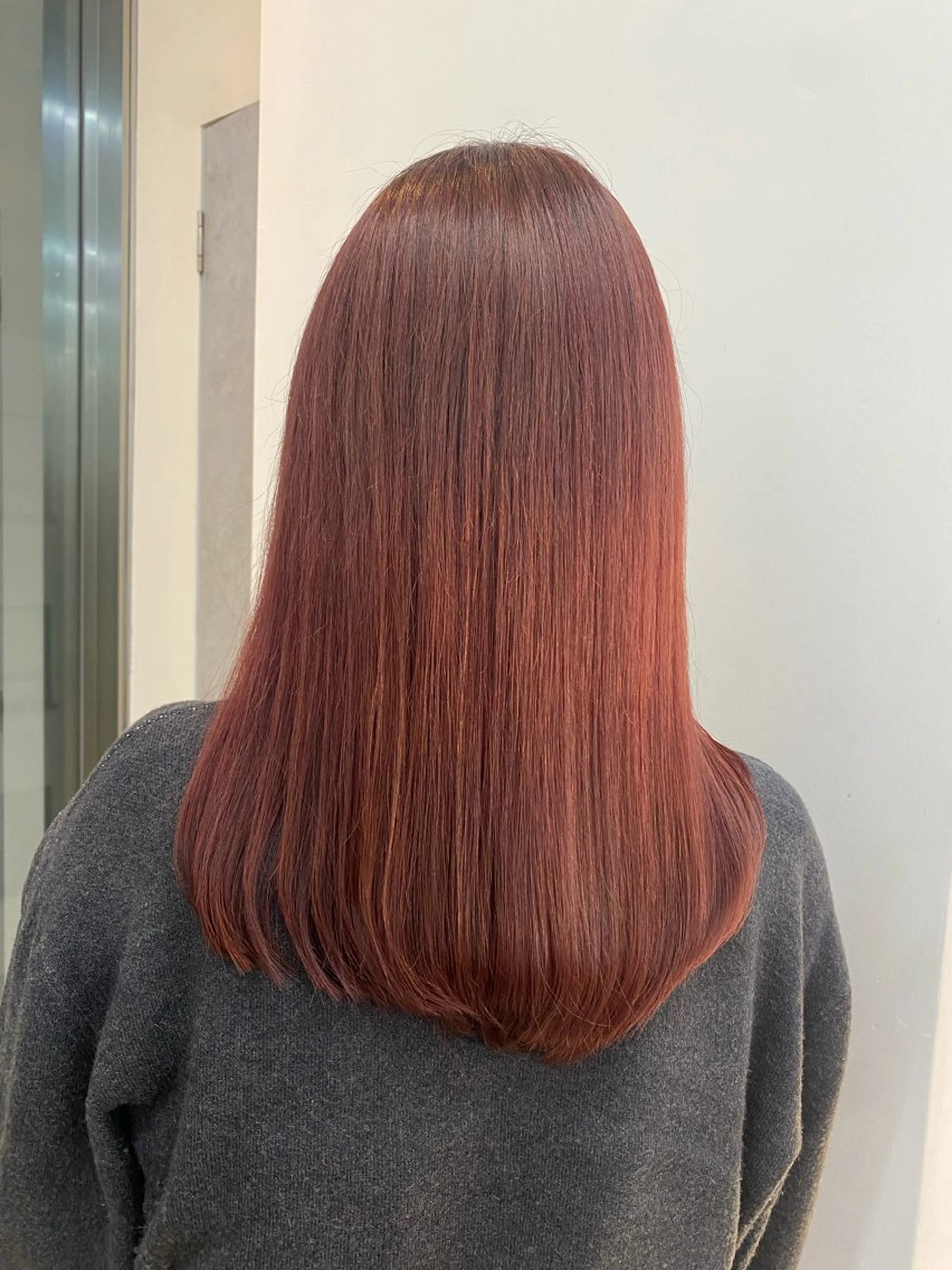 ミディアム カラー nok所属・レイヤー/ベージュ/ どますず🌺のヘアスタイル