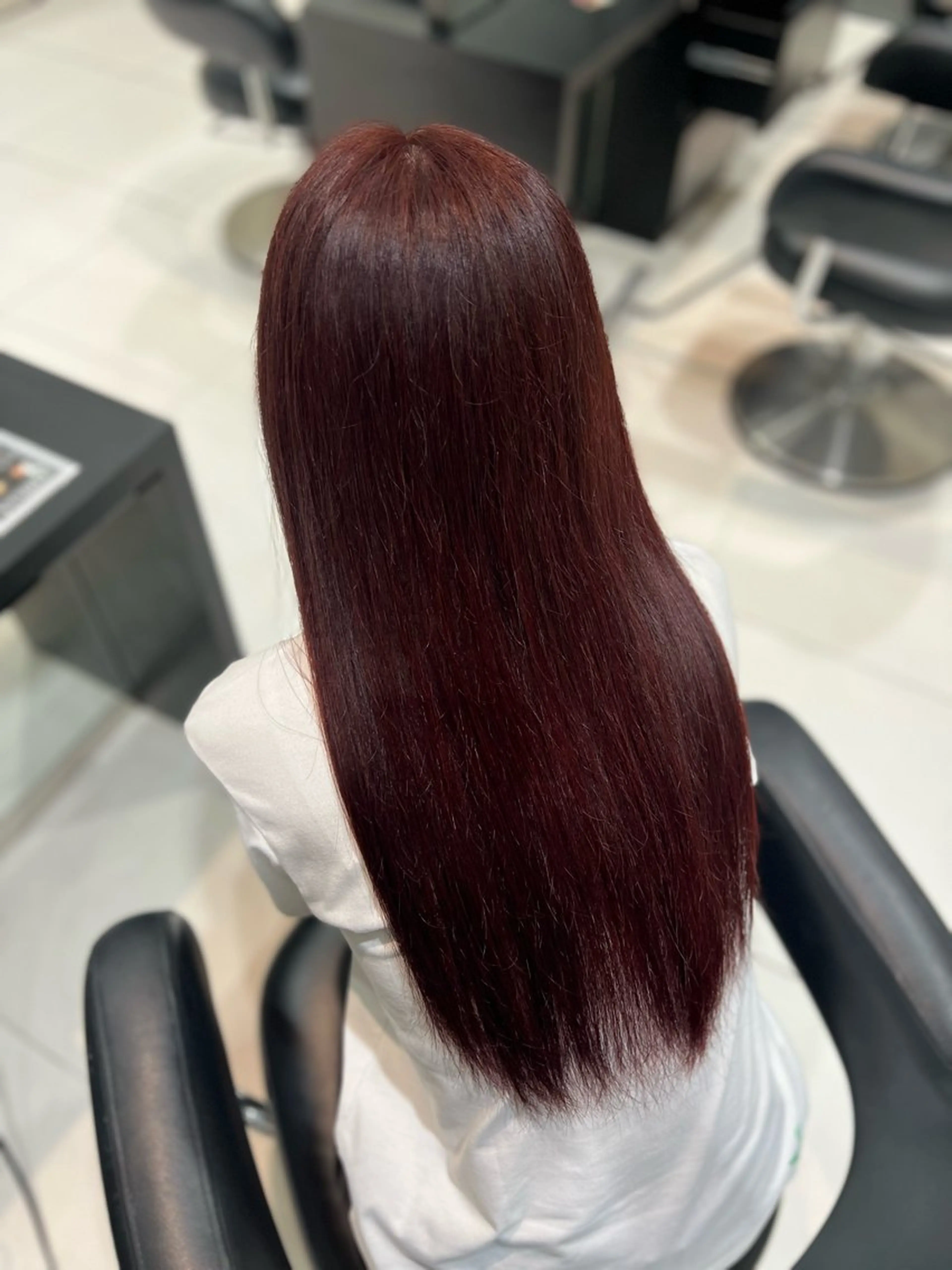 ロング miku/ 和歌山/艶髪カラーのヘアスタイル