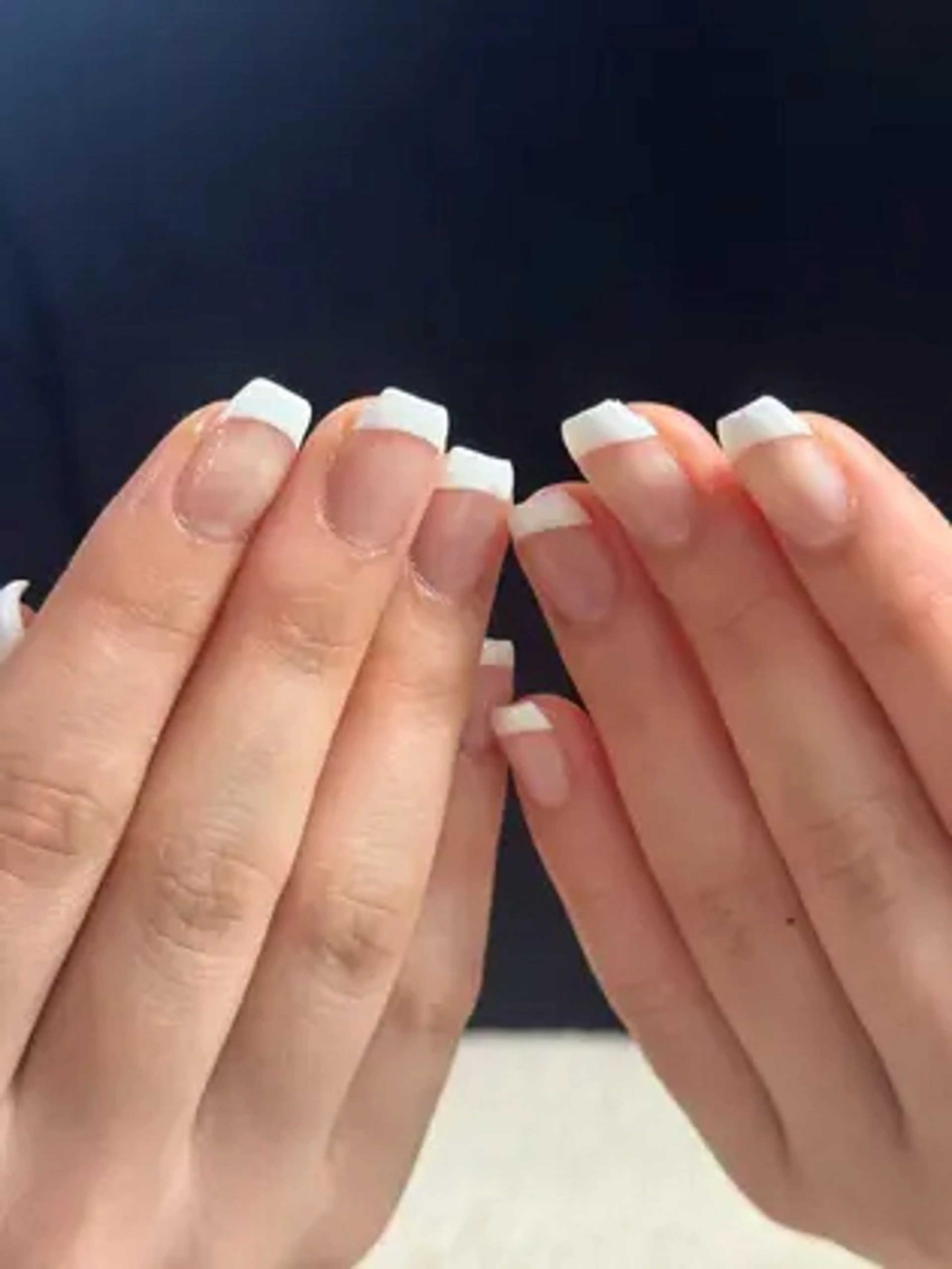 【テストモデル】オフあり🤍白フレンチ⚠️お爪の長さがある程度ある方限定の写真