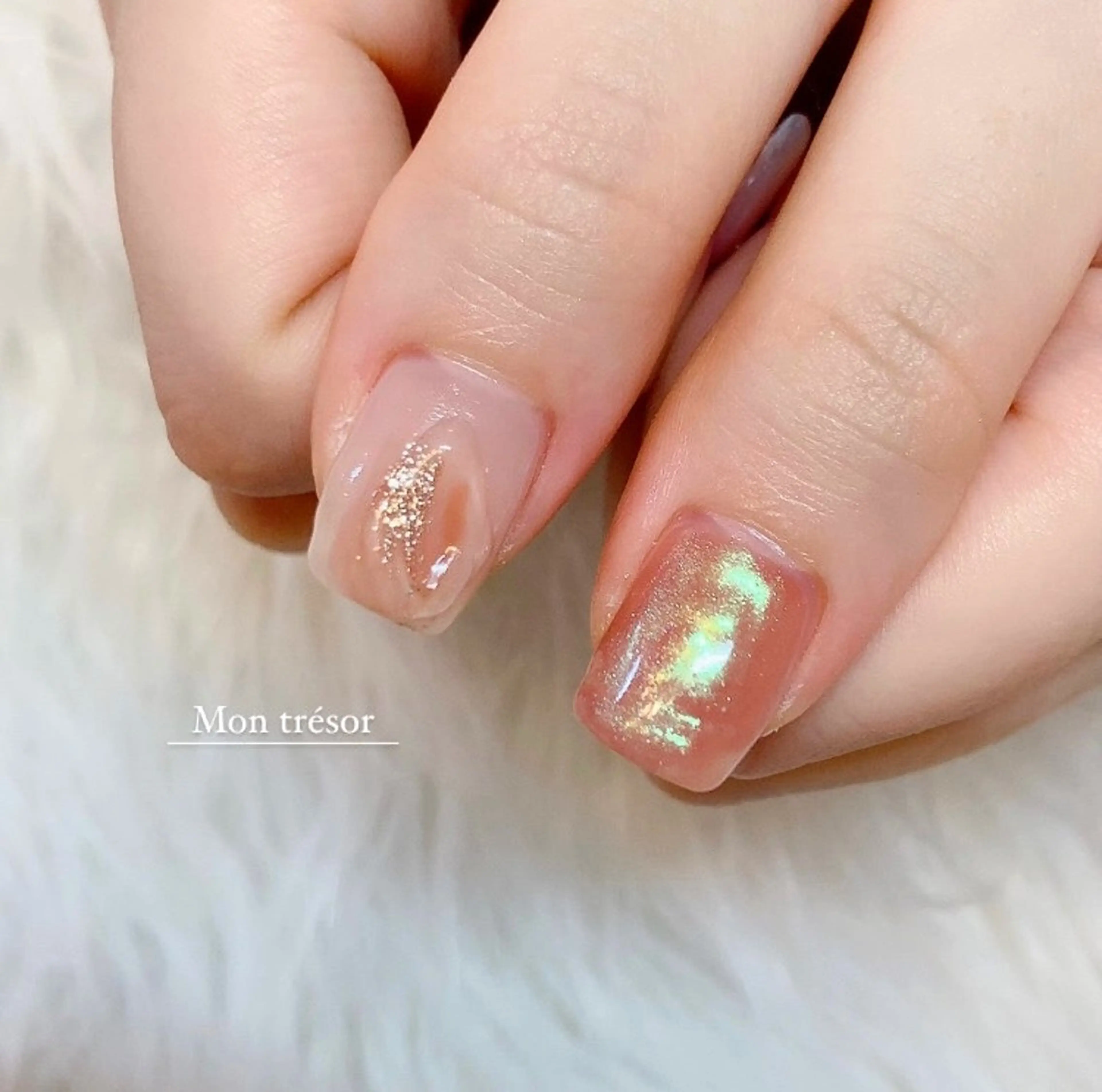 ネイル ニュアンスネイル ハンドネイル Mon trésor所属・Montrésor 名古屋ネイルサロンのネイルデザイン