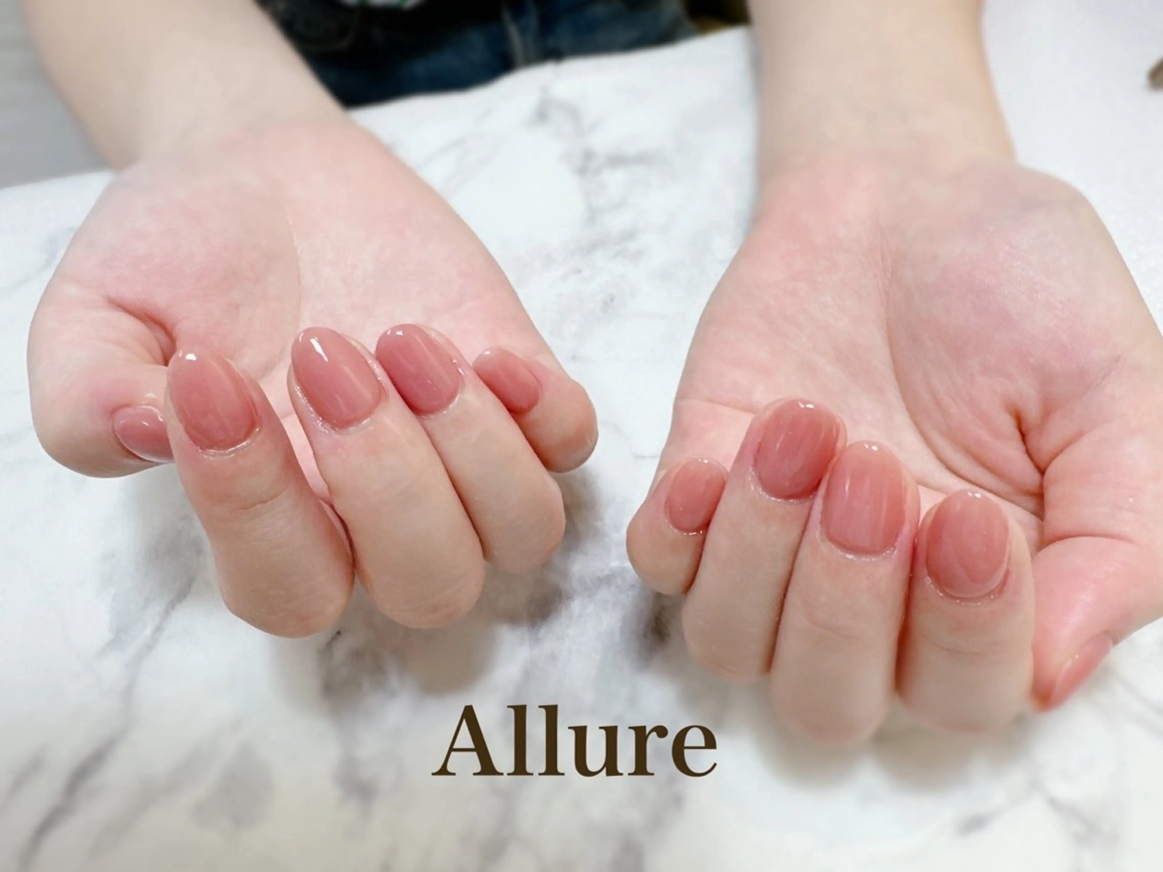 ネイル ジェルネイル オフィスネイル ワンカラーネイル Allure Yuuのネイルデザイン