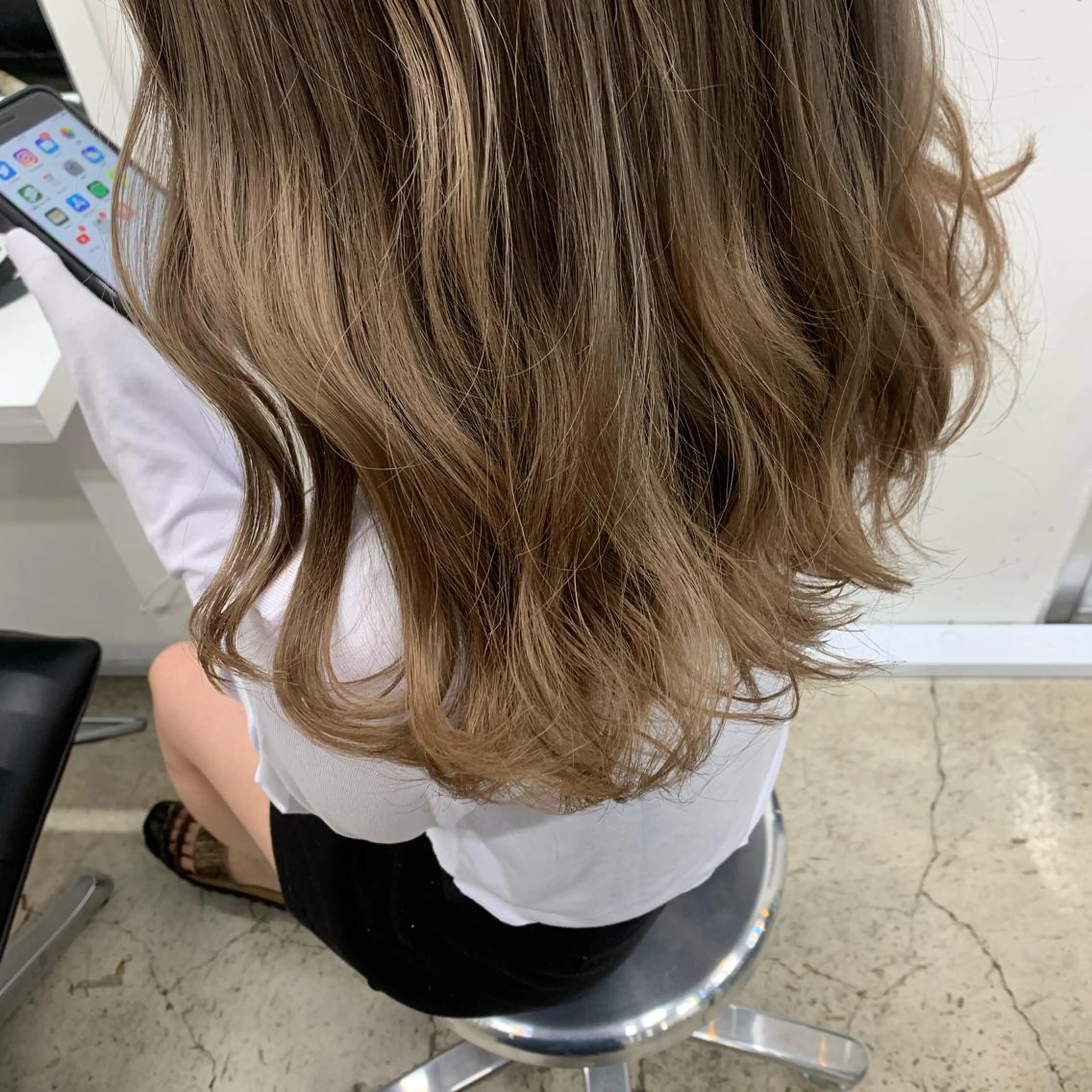 ロング カラー fifth所属・センターパート／マッ シュ／パーマ　あさみのヘアスタイル