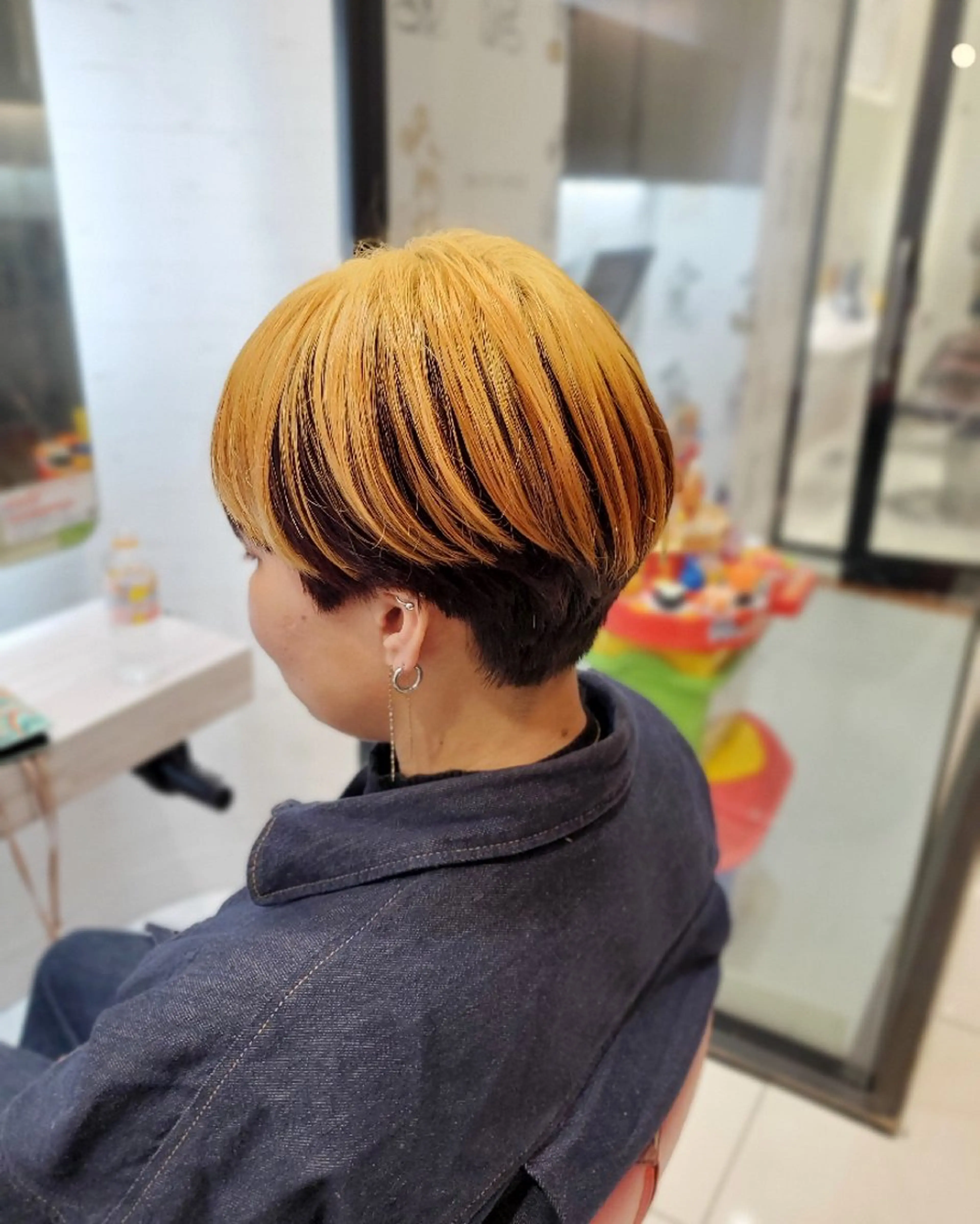 カラー EARTH 池田　雄太のヘアスタイル