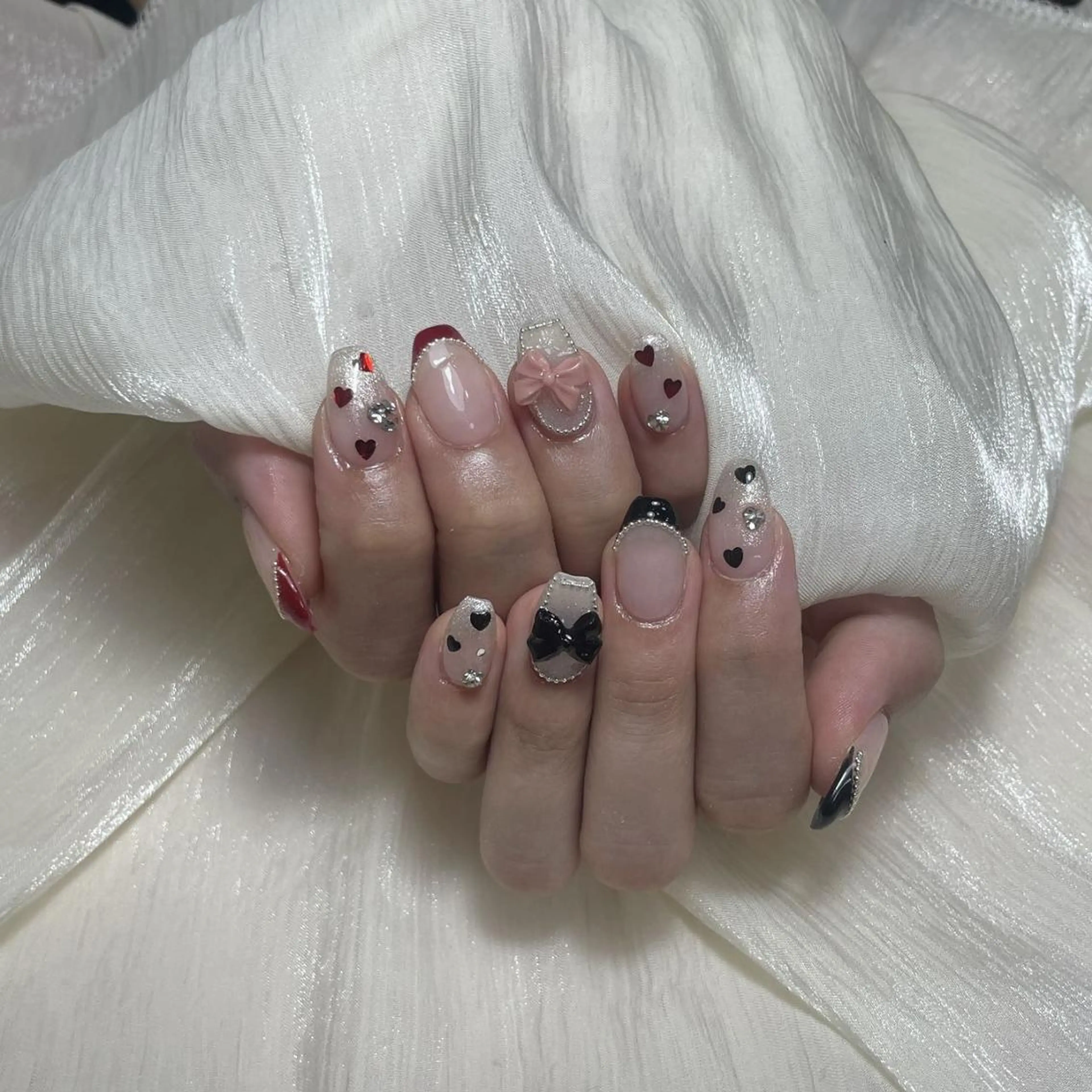 ネイル ハンドネイル ハンドケア DEMAIN- 🌹のネイルデザイン