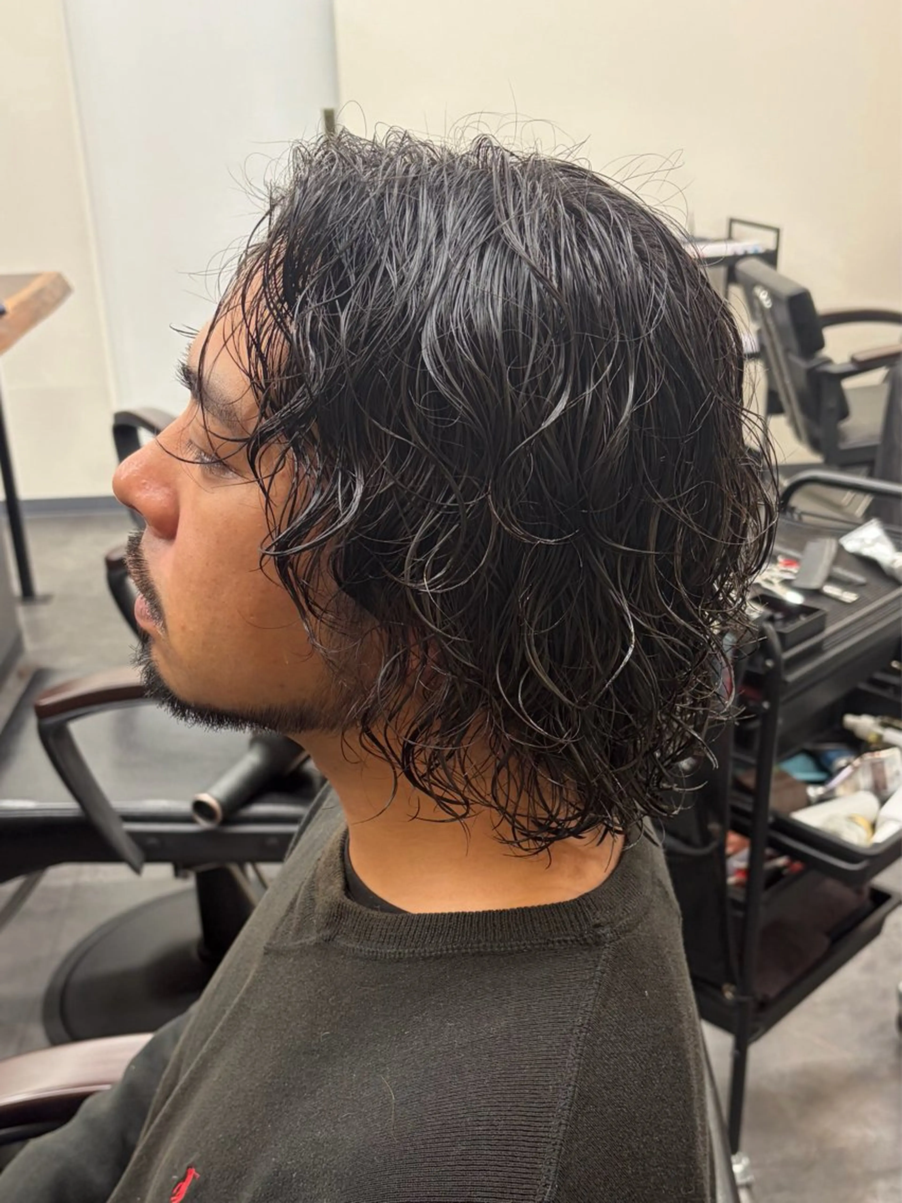 ミディアム パーマ メンズ ミディアムパーマ メンズパーマ カット パーマ 柏メンズカットパーマ NO.1タイチのヘアスタイル