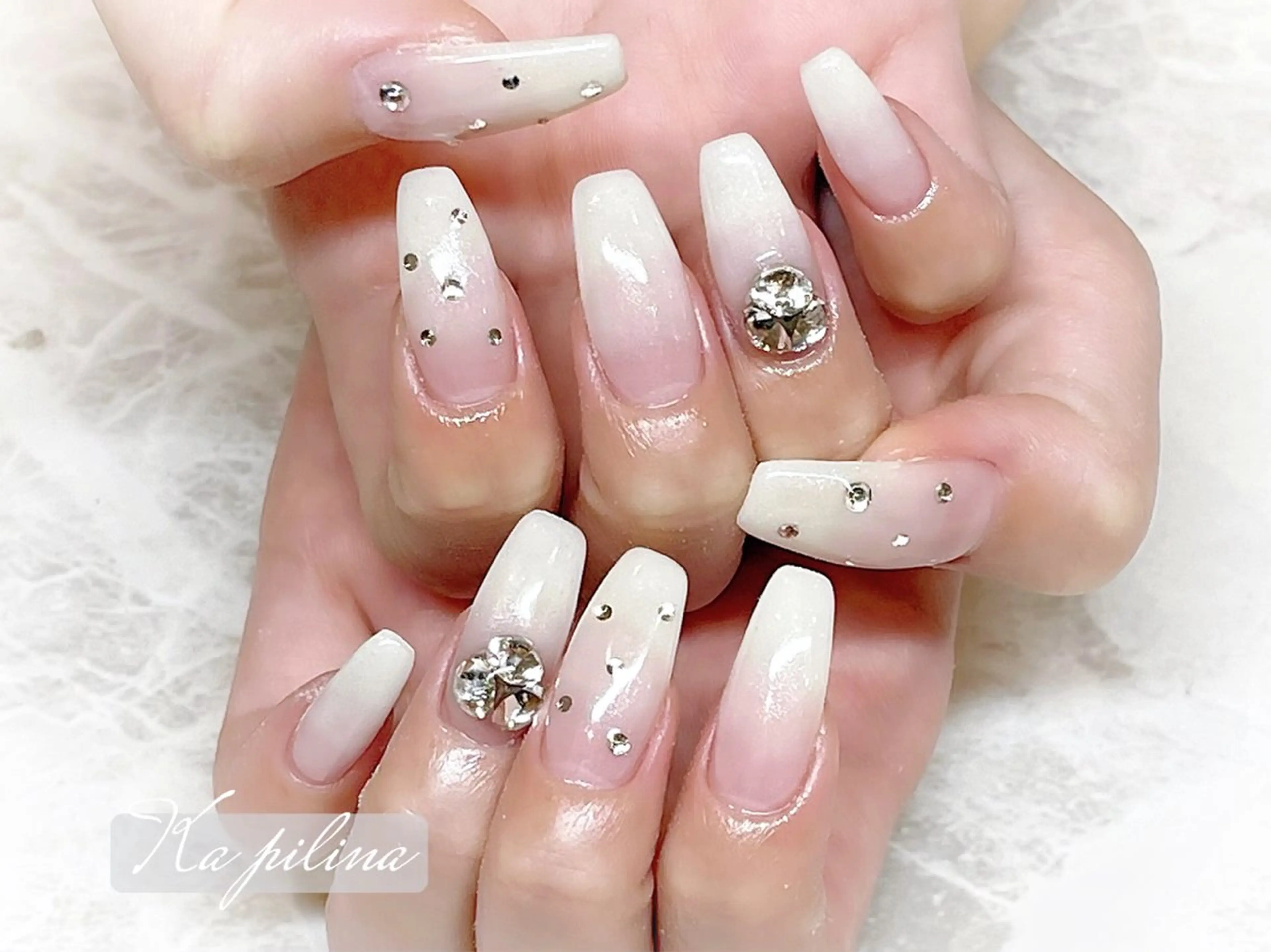 ネイル グラデーション ロングネイル Ka pilina所属・♡プライベートサロン Ka pilina♡のネイルデザイン