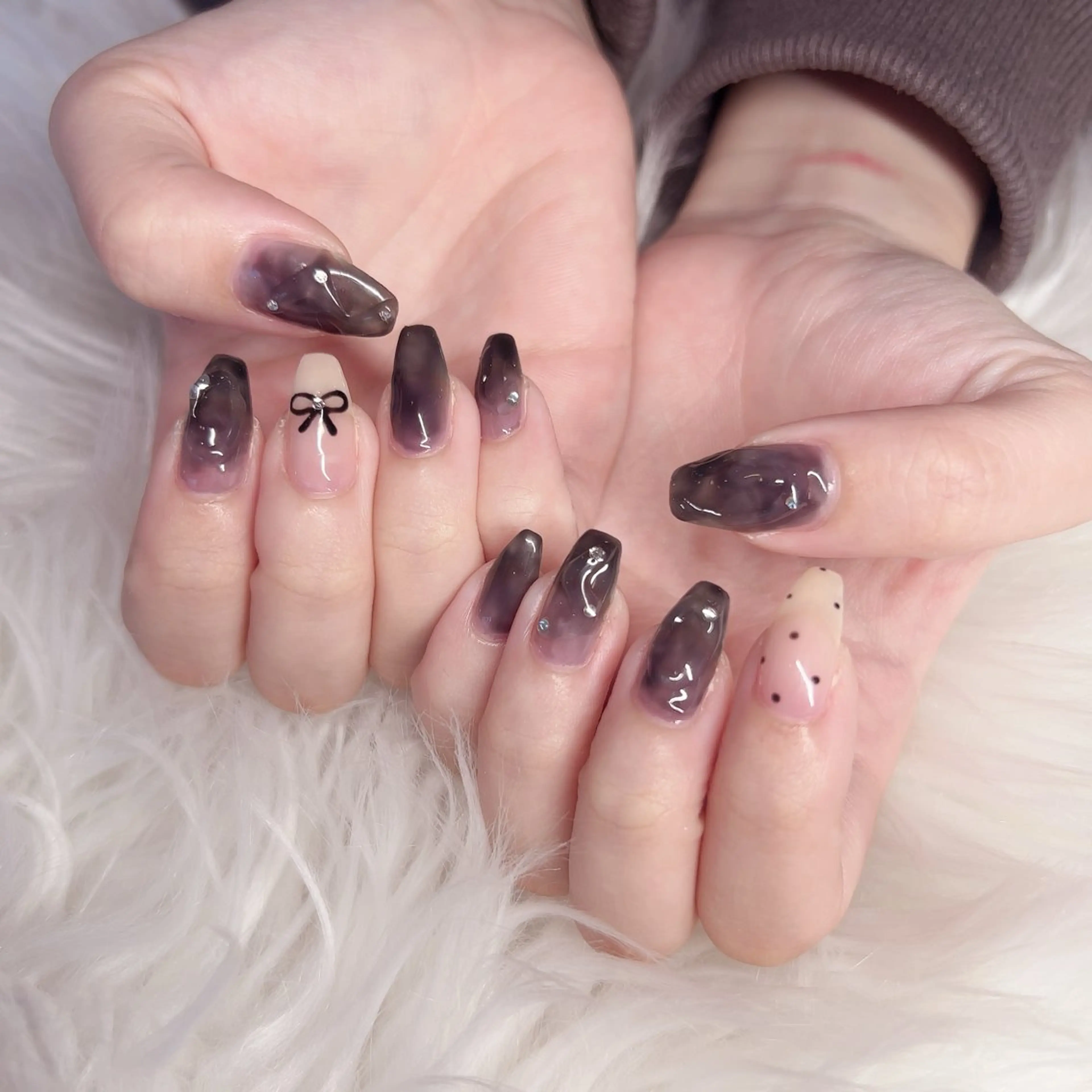 ネイル アートネイル HENECY🍓 momokaのネイルデザイン