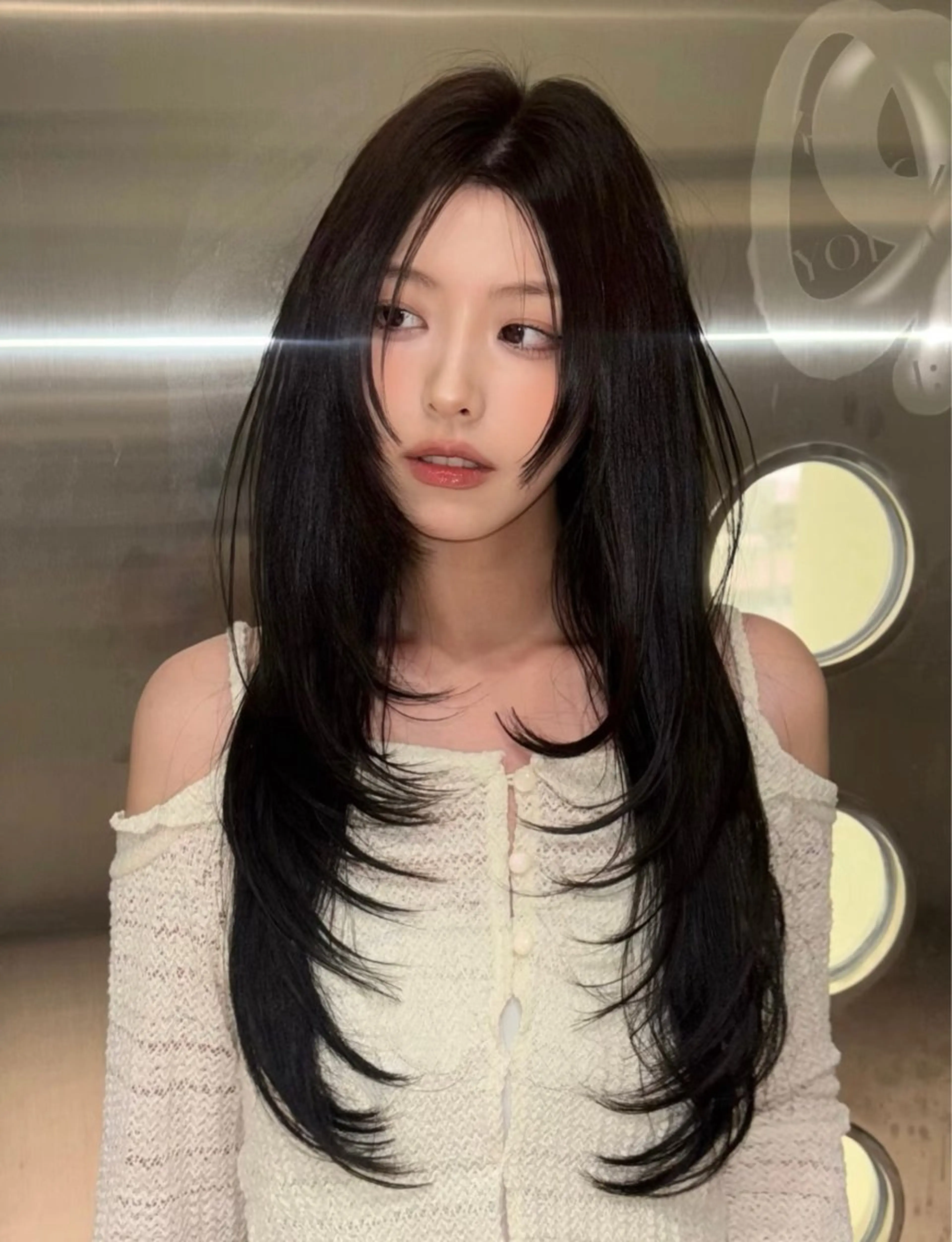 ロング カラー ブリーチ ケアカラー ブリーチなしカラー 髪質改善 韓国風ヘア カット ヘアカラー トリートメント ヘアセット ARMONY表参道店所属・韓国風レイヤーカラー ライムのヘアスタイル