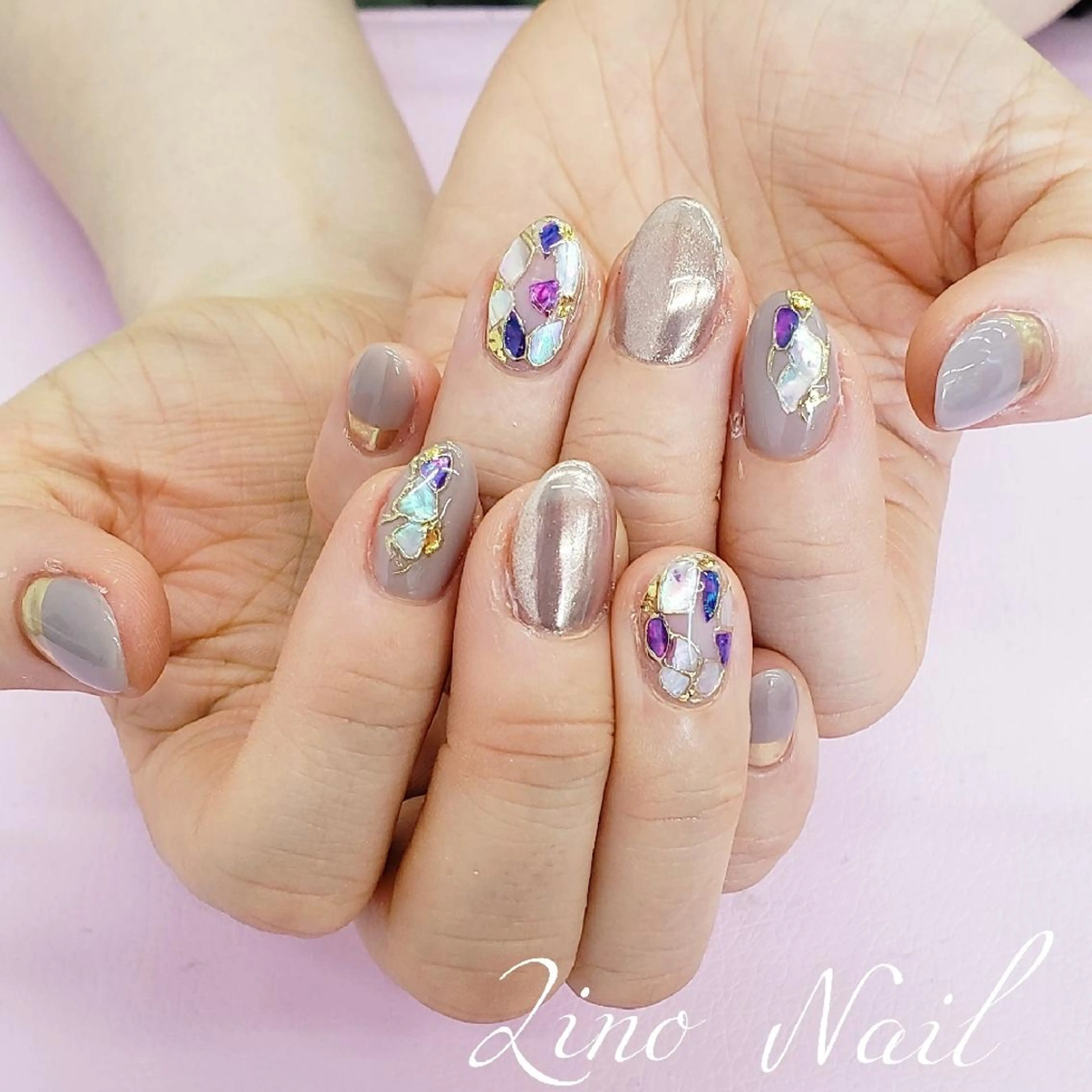 ネイル カジュアル ジェルネイル キラキラネイル ミラーネイル ニュアンスネイル ハンドネイル Lino Nailのネイルデザイン