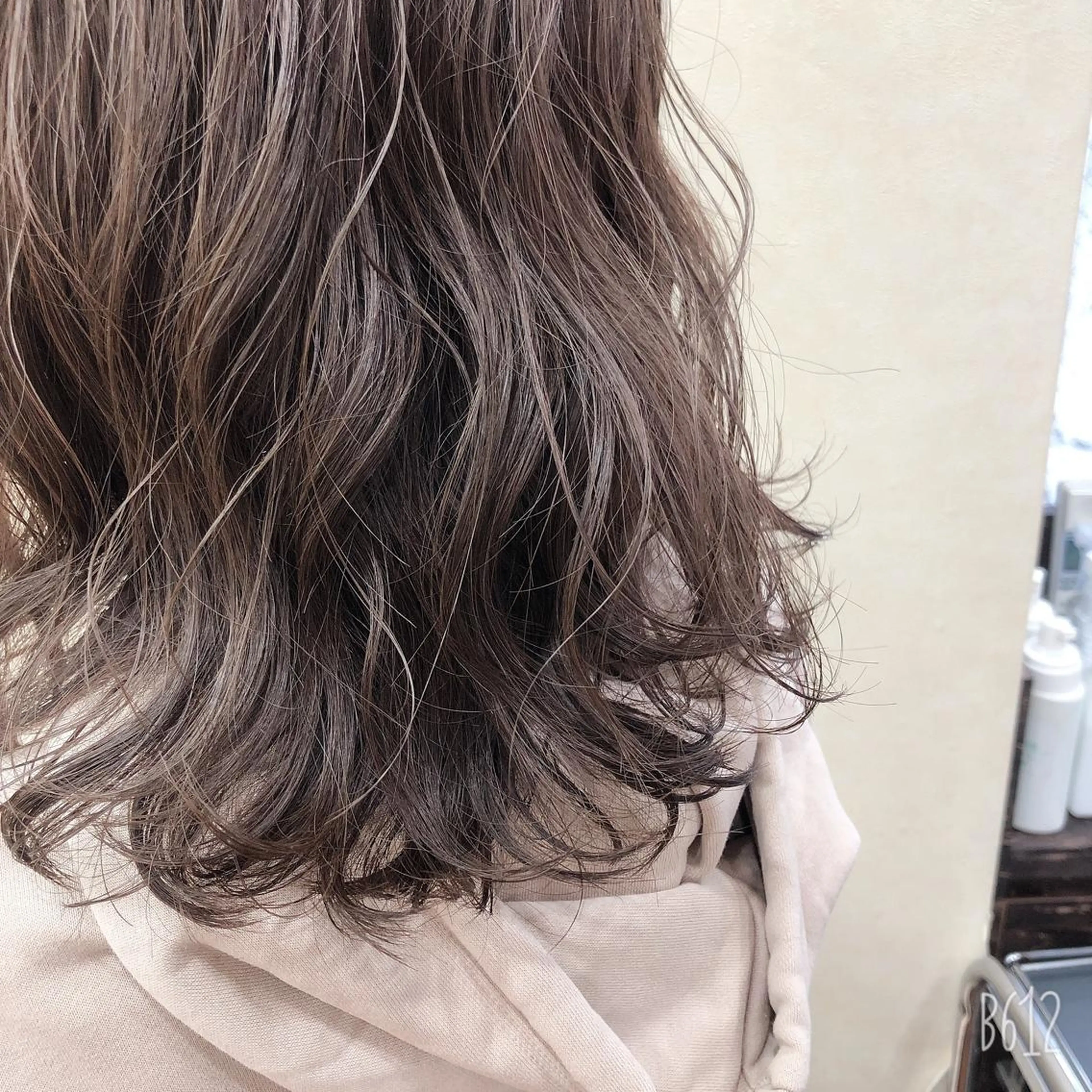 セミロング カラー 【ニュアンスカラー・ 髪質改善】スズキカナのヘアスタイル