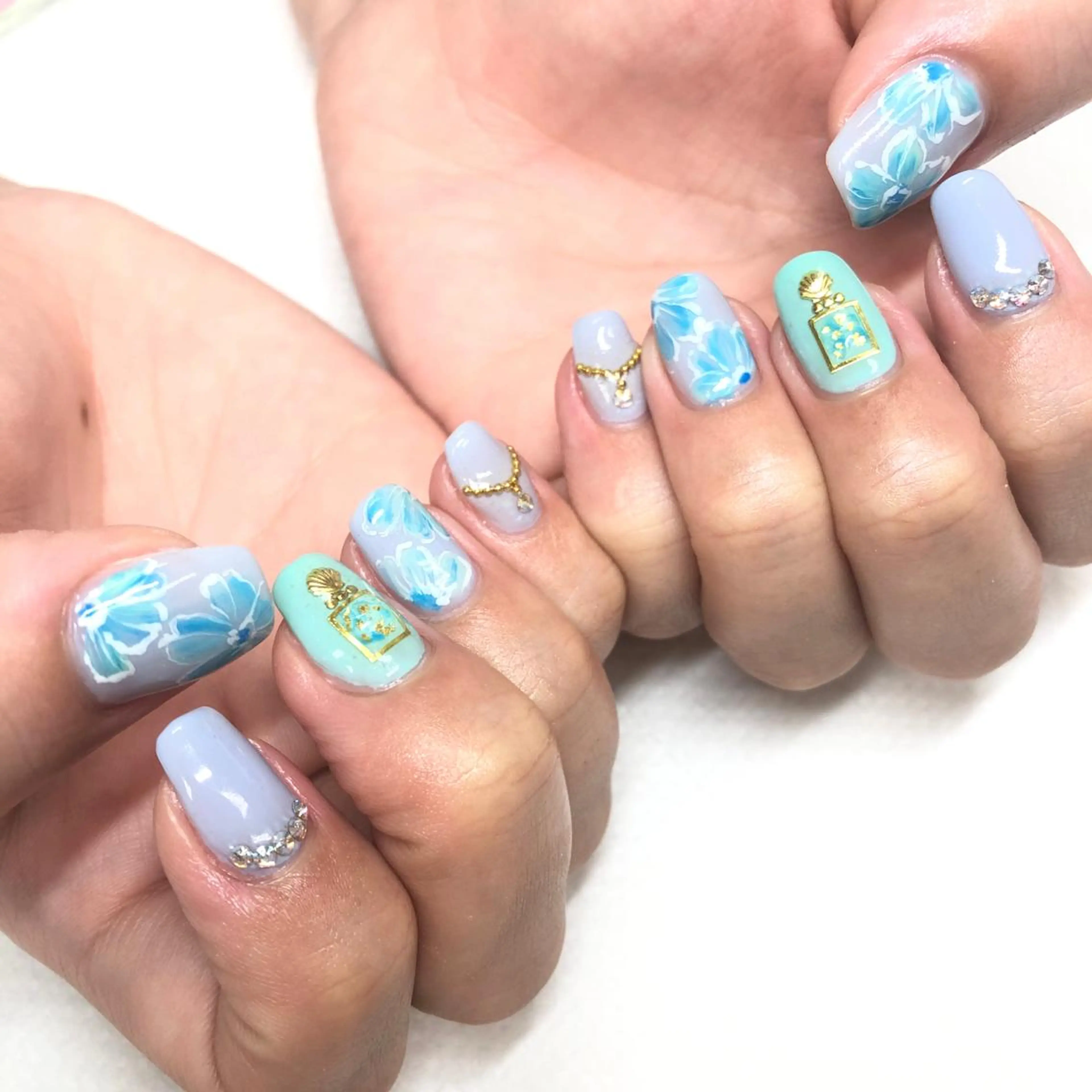 ネイル ユリシスネイル 担当近藤のネイルデザイン