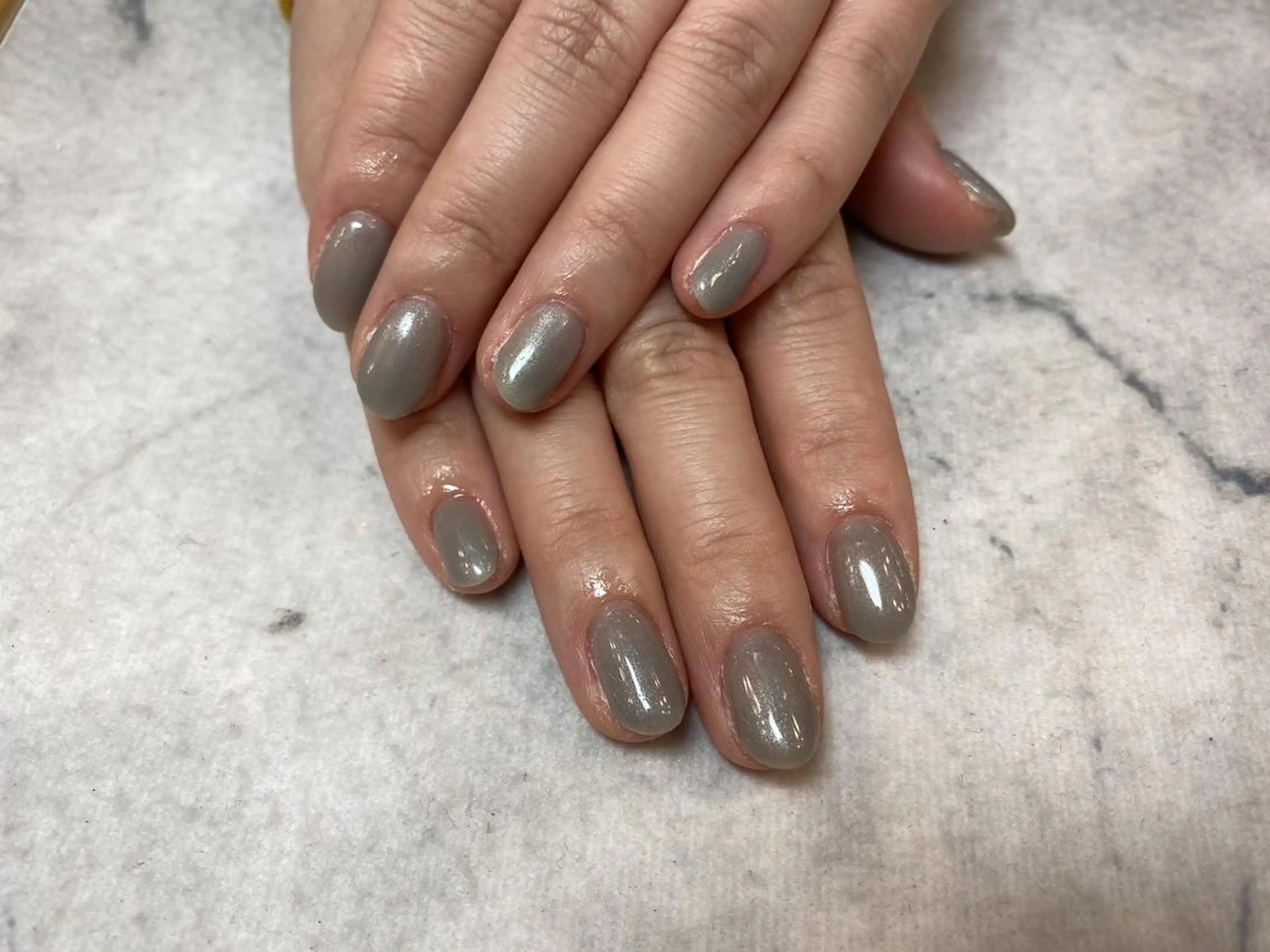 ネイル ネイルリボン 受付スタッフのネイルデザイン