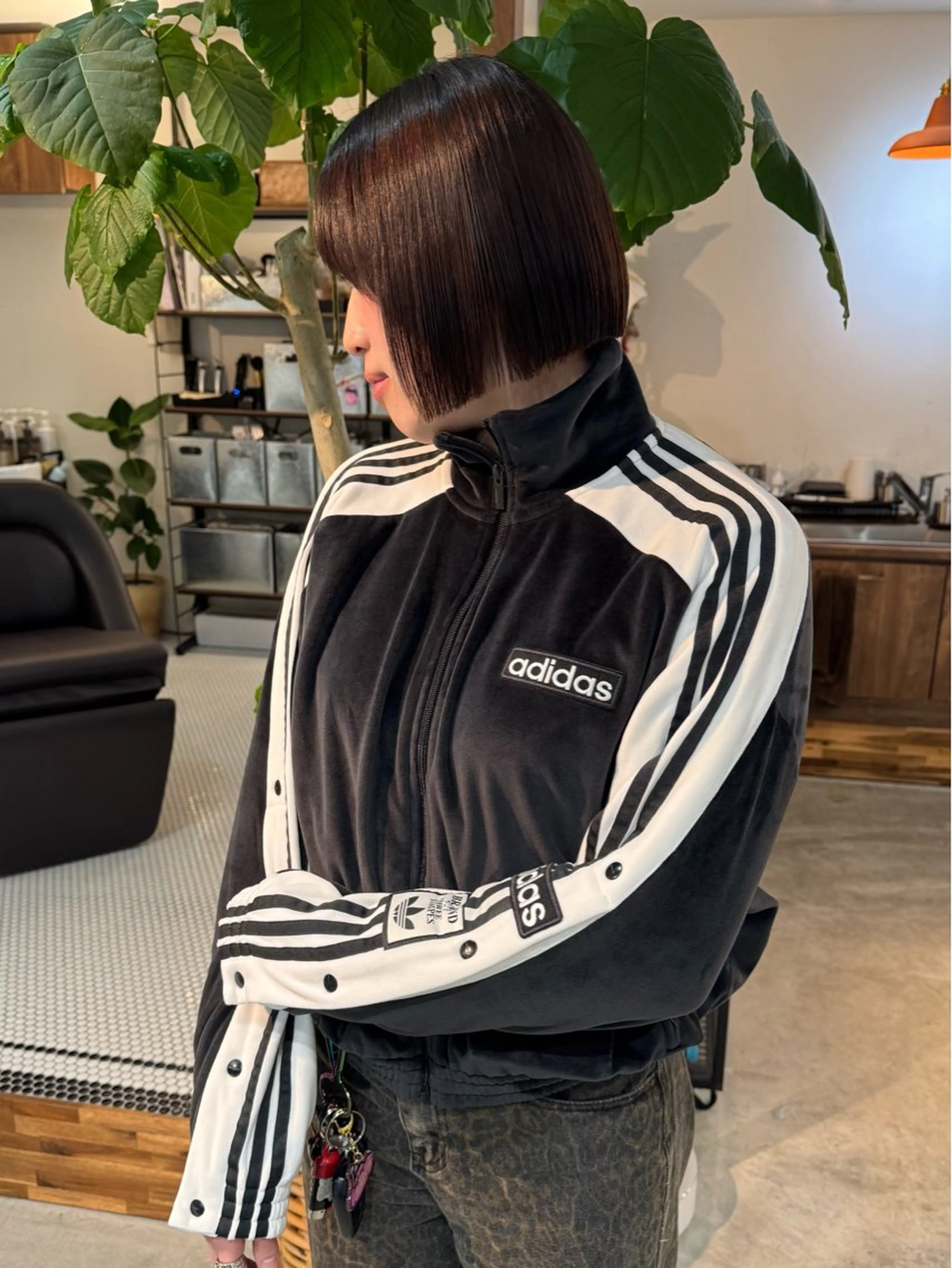 ショート 縮毛矯正 カット トリートメント (h)wim ウィムのヘアスタイル