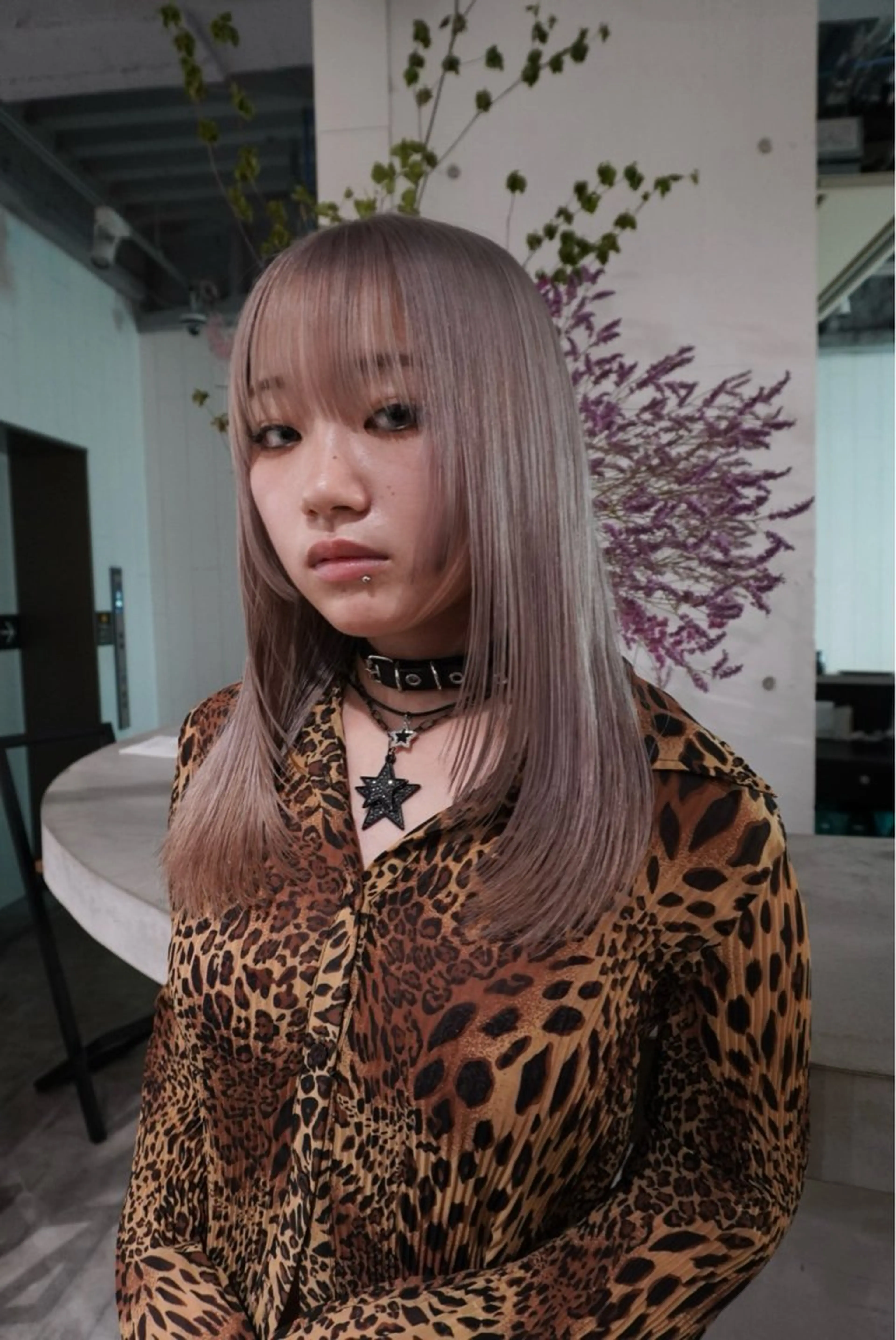 ミディアム ALBUM IKEBUKURO所属・池袋エリア　ブリーチ 支持率No.1のヘアスタイル