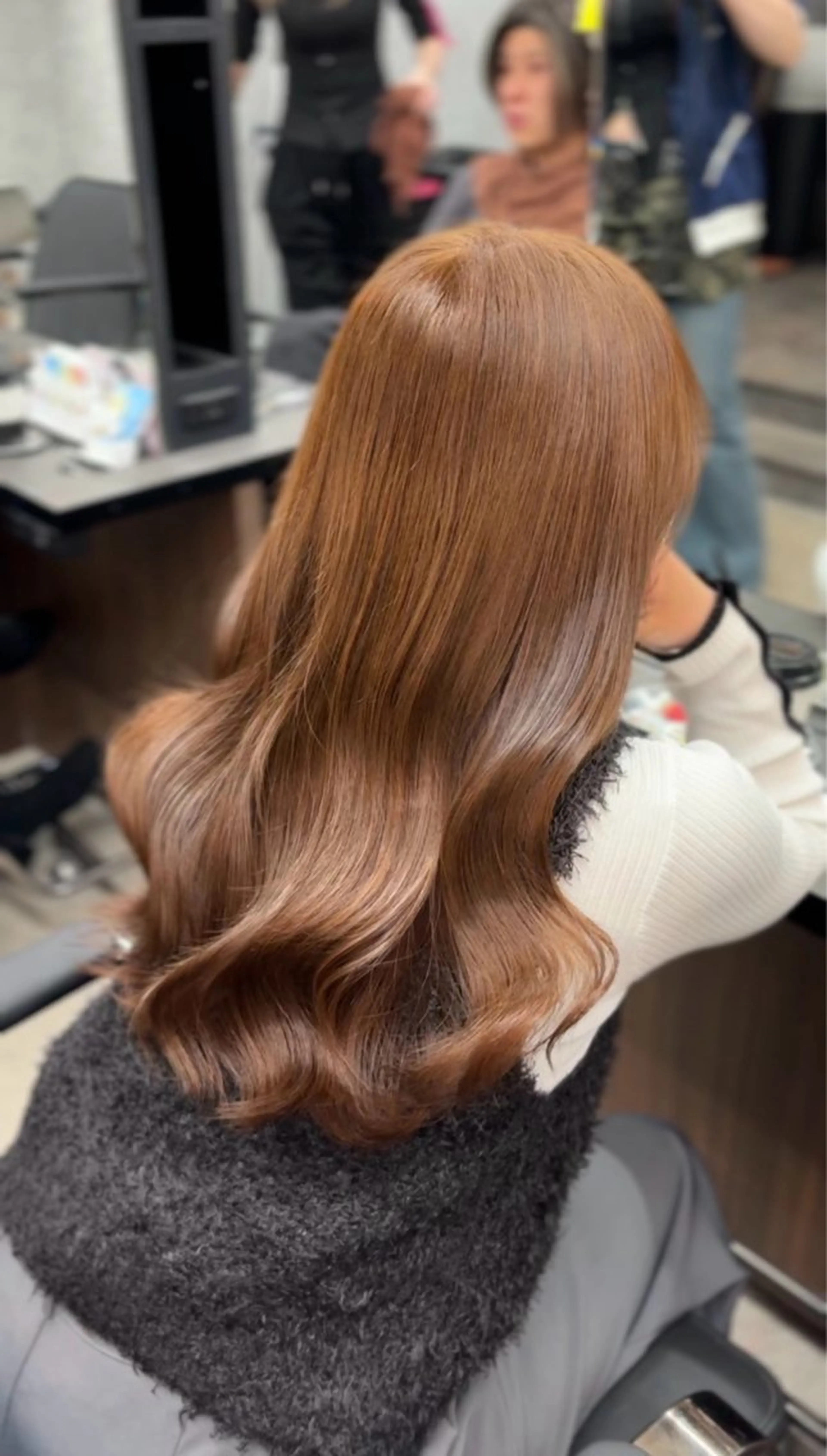 セミロング カット ヘアカラー トリートメント 最高級人毛 100%エクステ茉央のヘアスタイル