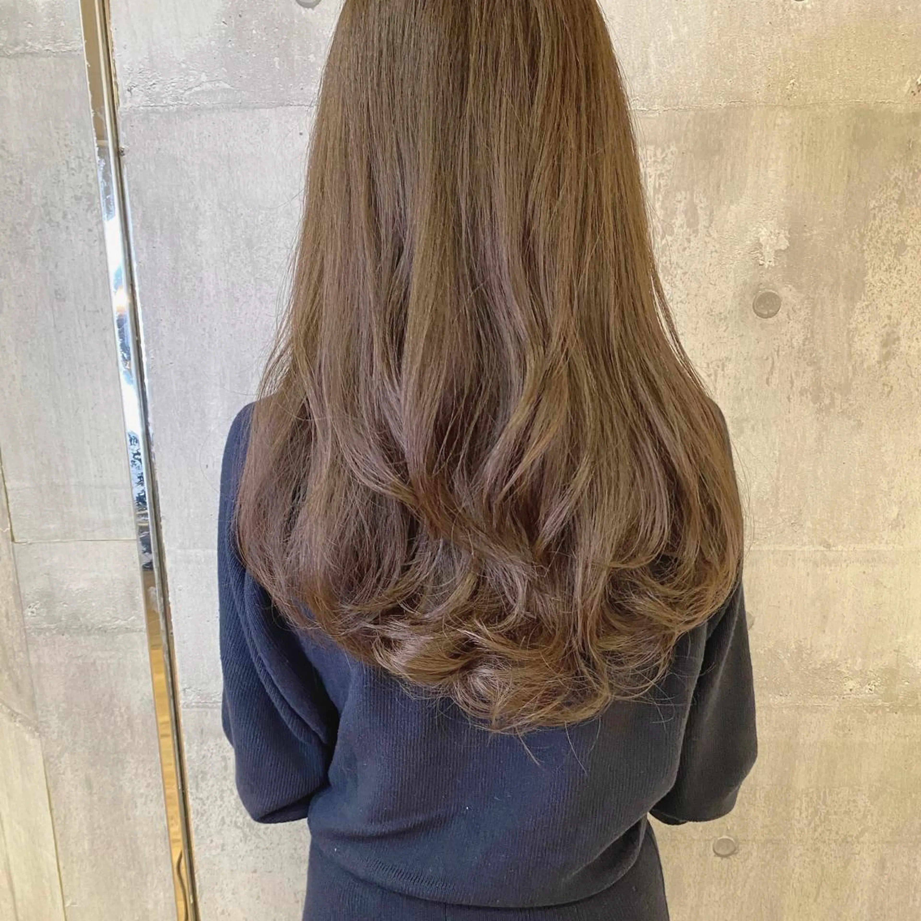 ミディアム カラー カット ヘアカラー トリートメント 髪質改善ｶﾗｰ ｹｱﾌﾞﾘｰﾁ/ﾀﾑのヘアスタイル