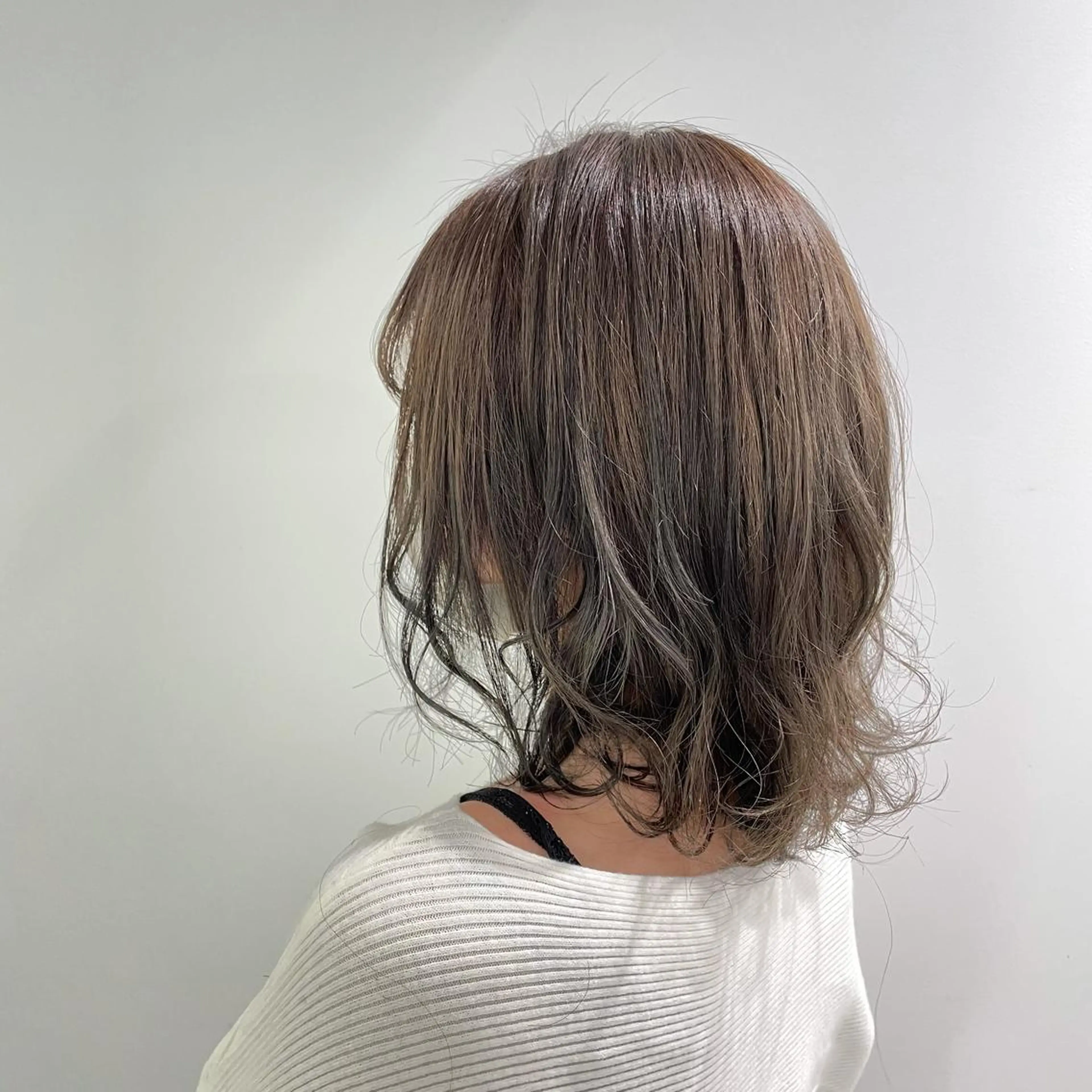 セミロング カラー ヘアカラー トリートメント ヘアセット I'S.横浜所属・赤み消しカラー 🍀JUNKIのヘアスタイル