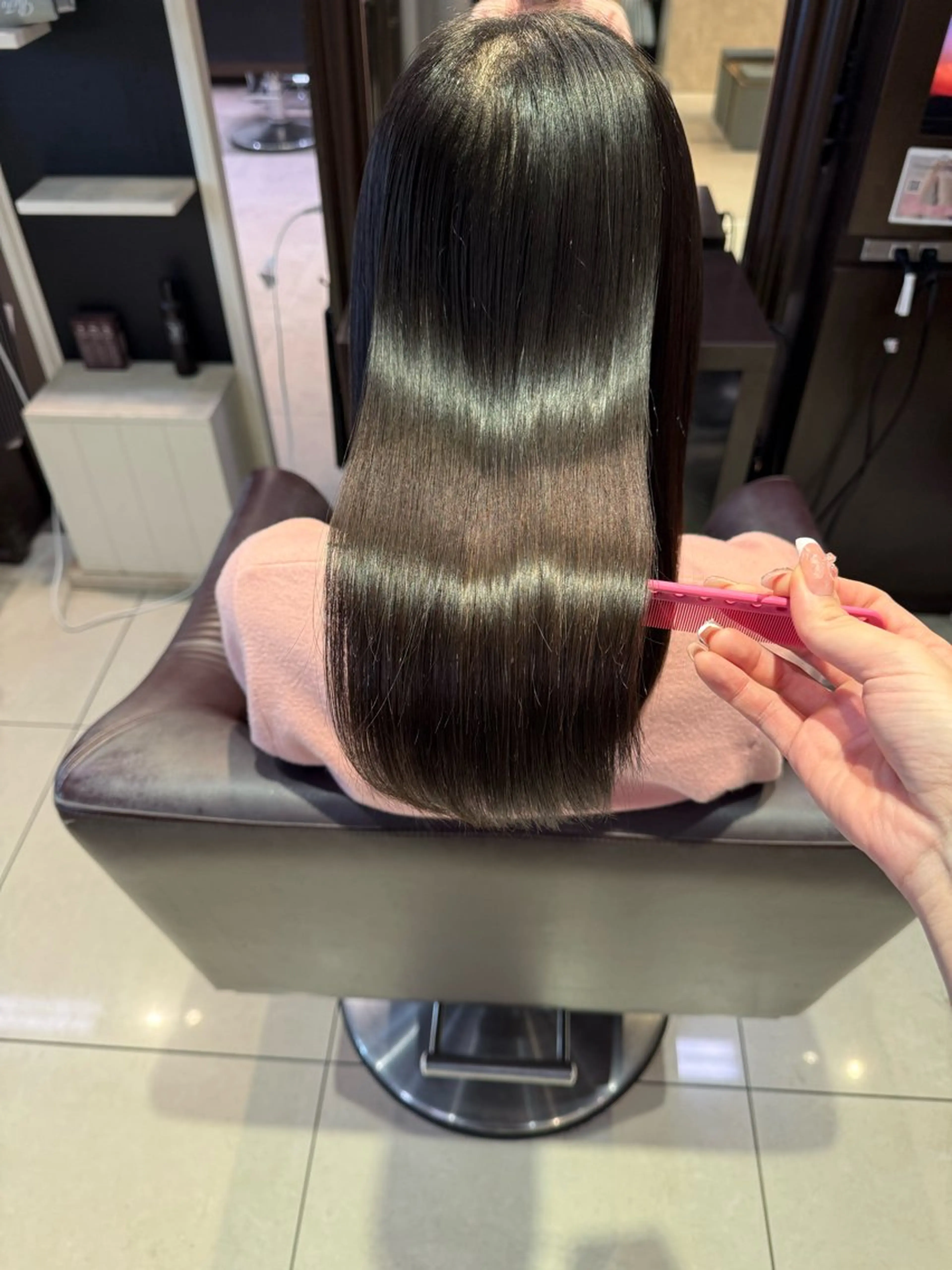 セミロング トリートメント 【髪質改善💎韓国風 レイヤー🌷】山川のヘアスタイル