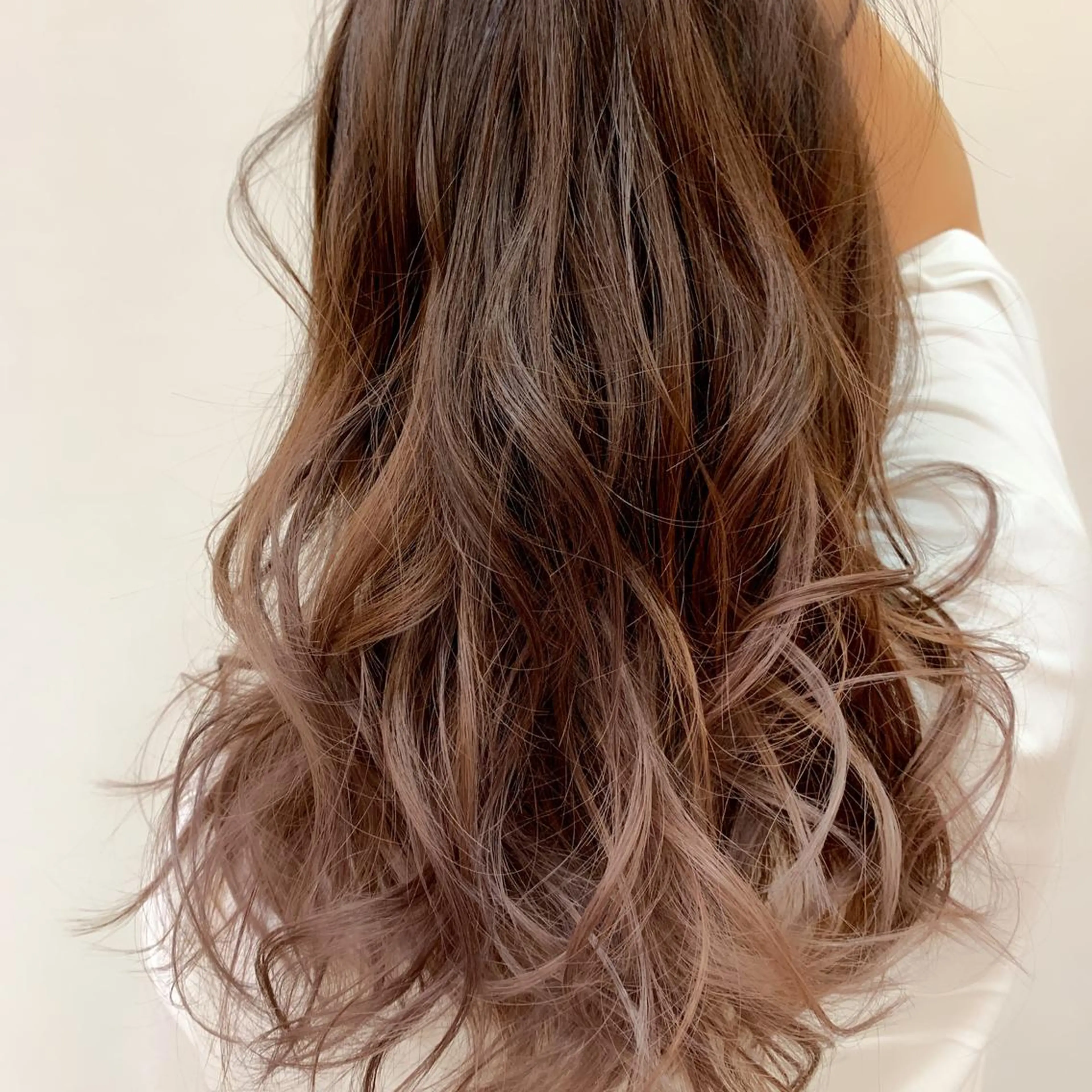 カラー 山本 貴弘のヘアスタイル