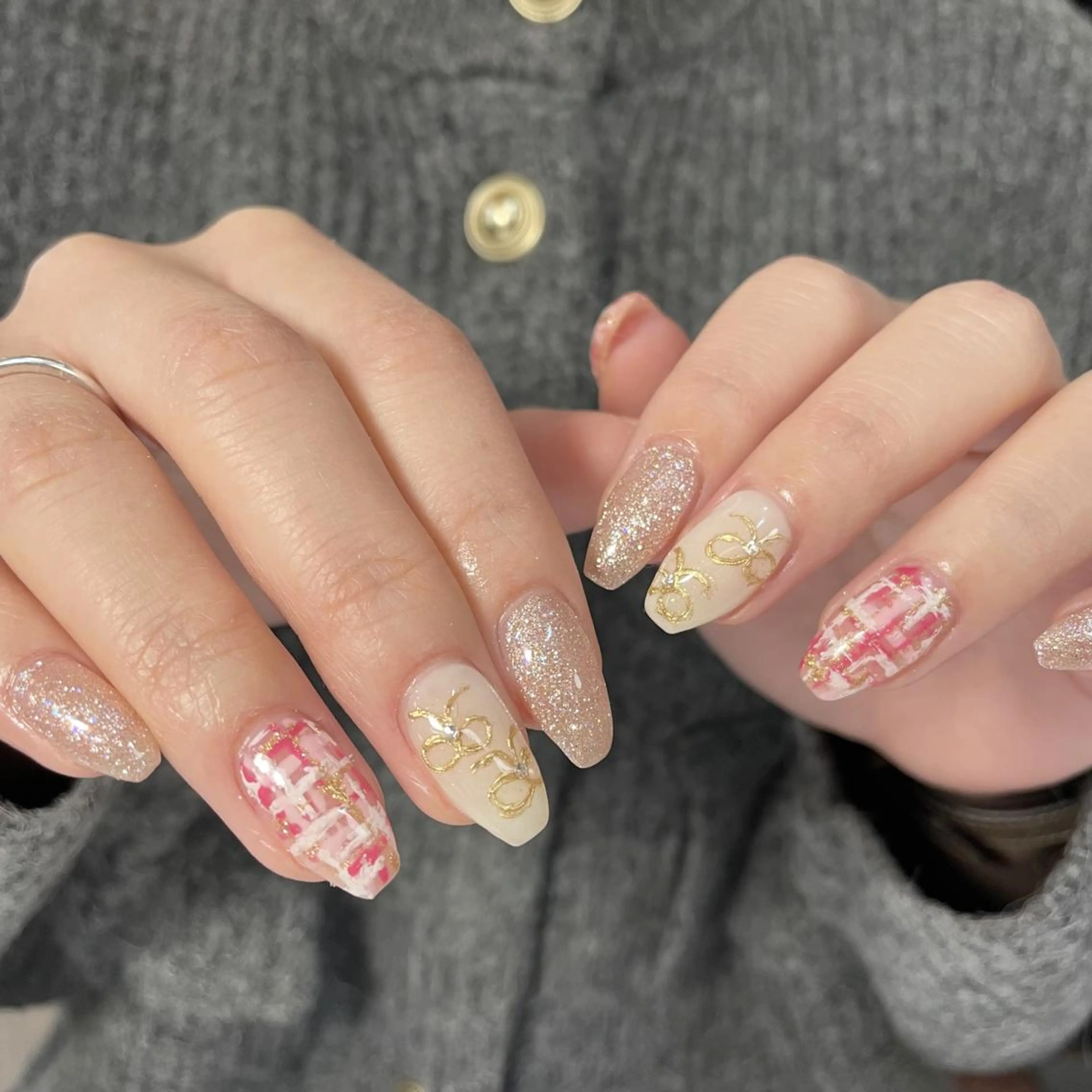 《ケア&オフ込み》6本アート💅（フィルイン）の写真