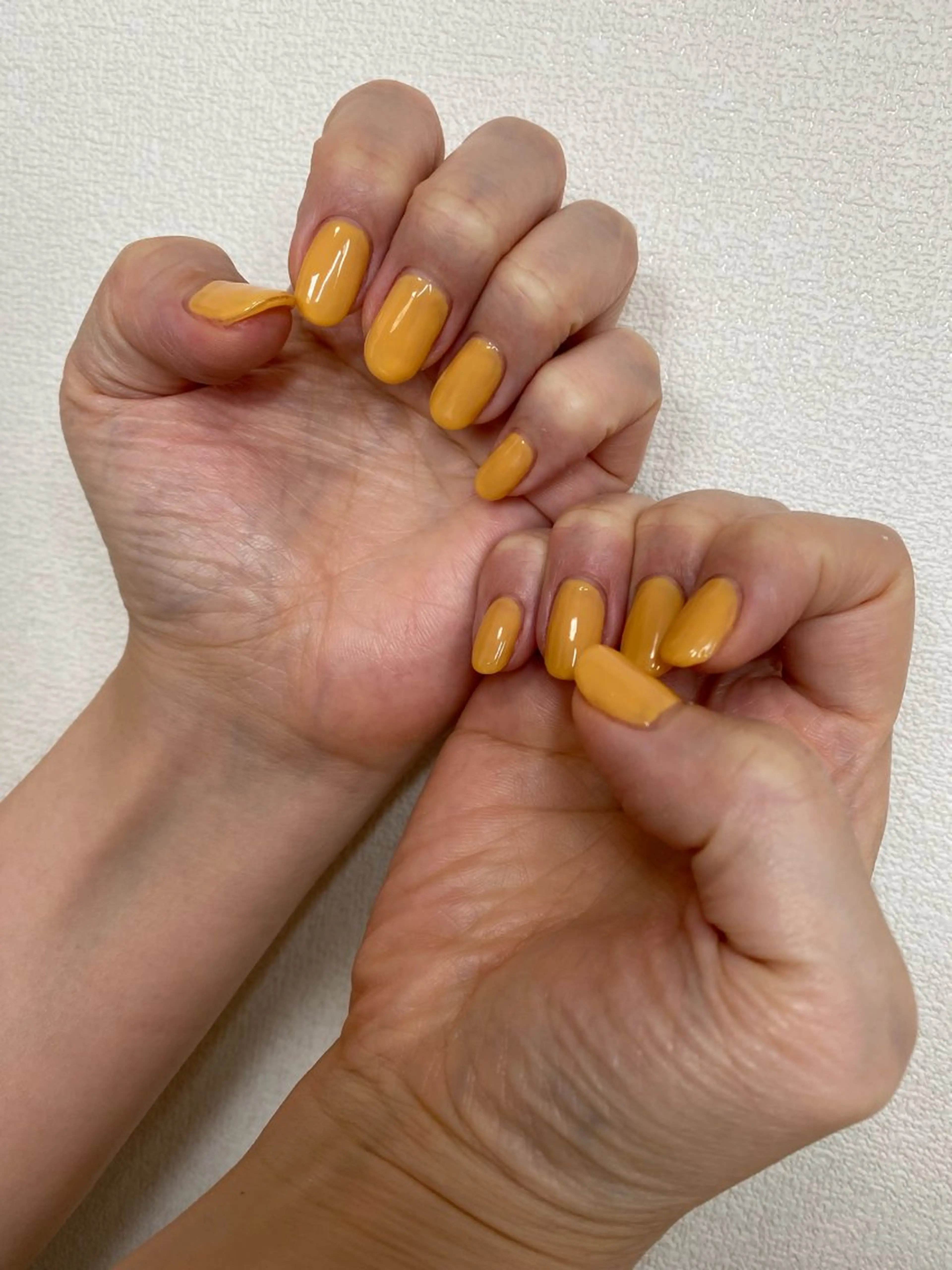 ネイル 黄色 ハンドネイル 自宅サロン FeelFreeのネイルデザイン