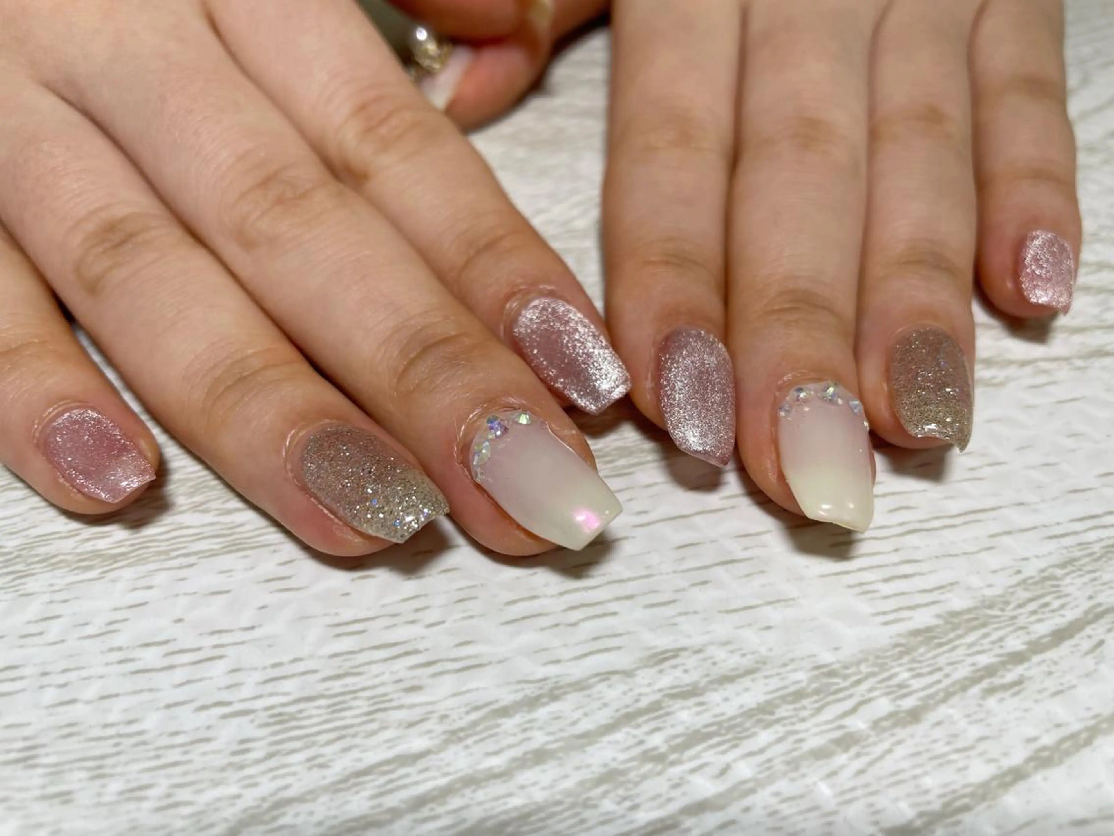 ネイル ハンドネイル Ulu  Nail 🌱MOMOKAのネイルデザイン