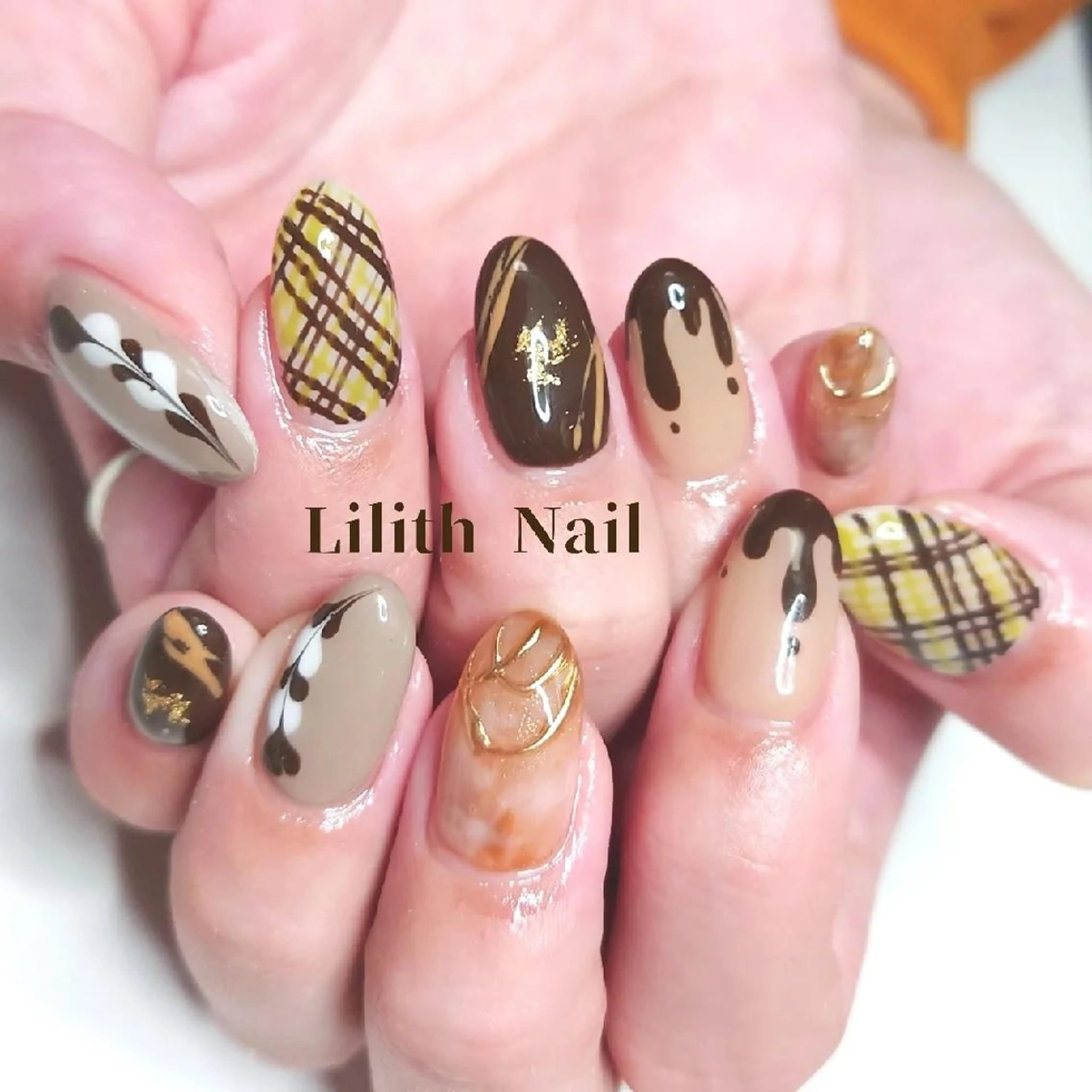 ネイル バレンタイン ハンドネイル Lilith Nailのネイルデザイン