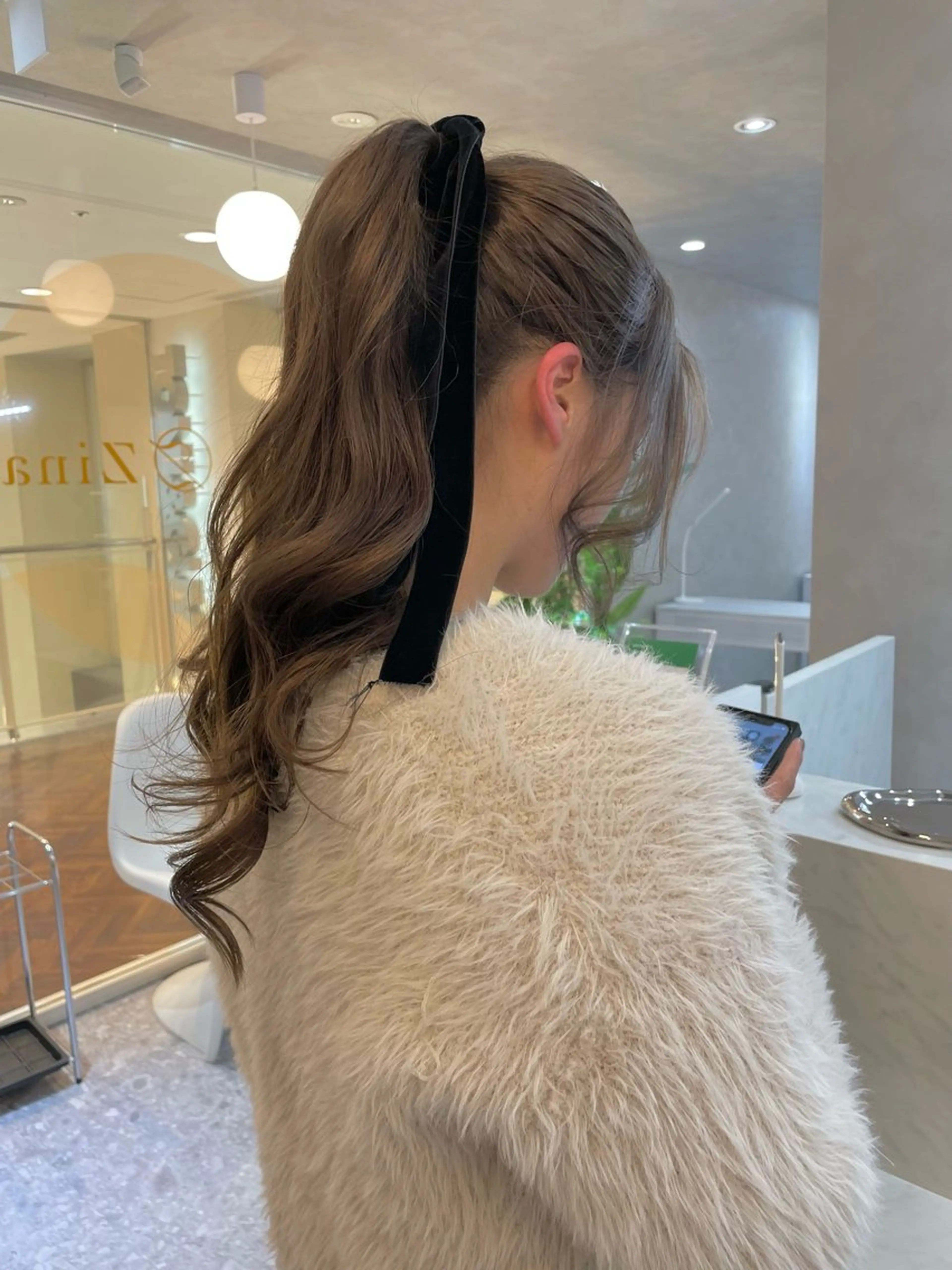 ロング カラー ブリーチ ヘアカラー トリートメント ボブ/透明感カラー/ 赤み消し/髪質改善のヘアスタイル