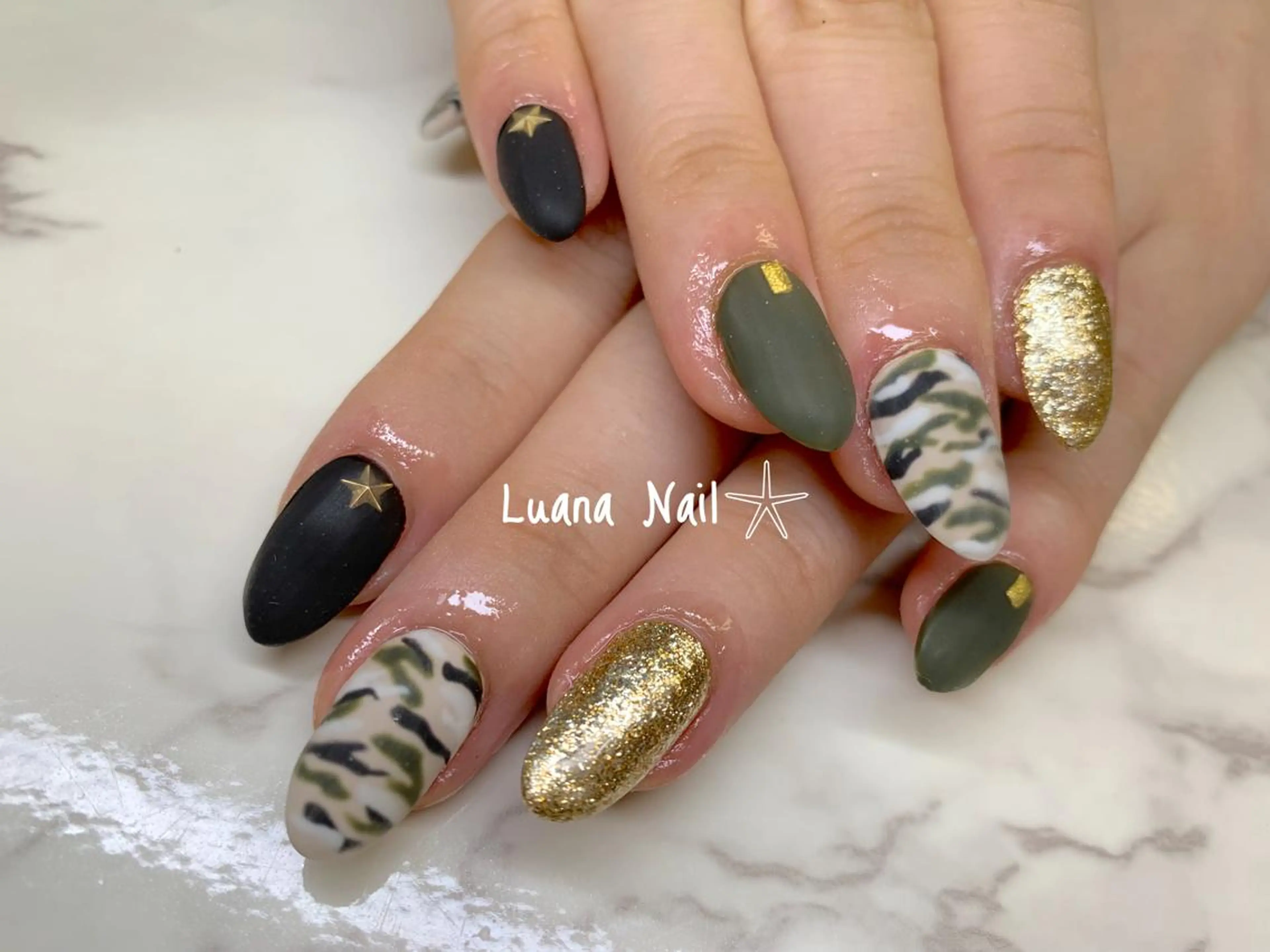 ネイル マットネイル ハンドネイル BeauJu by Luana Nail所属・BeauJu by Luana Nailのネイルデザイン