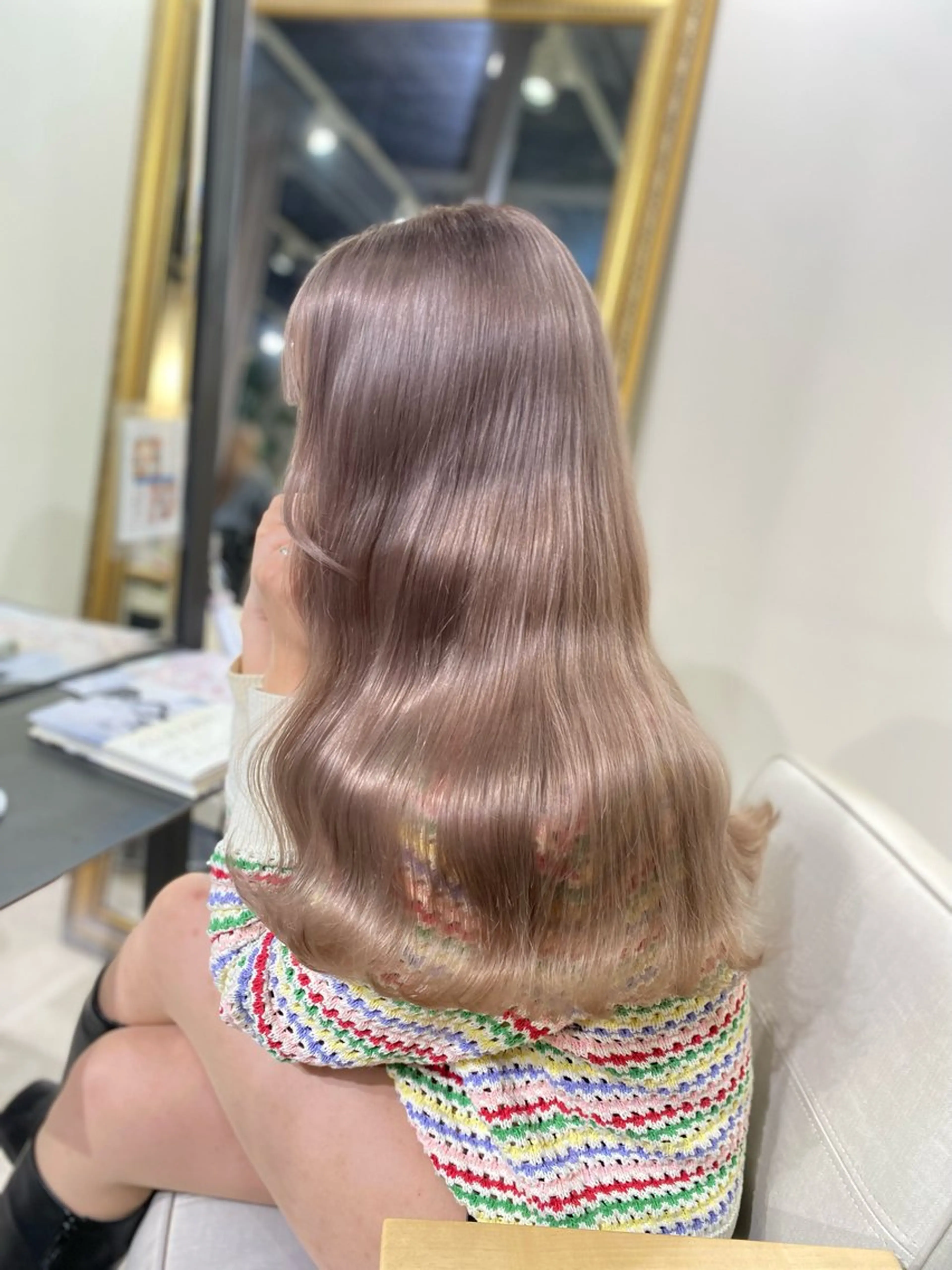 カラー ヘアカラー トリートメント ハイトーン✨艶髪💘 💘 AYANO💘のヘアスタイル