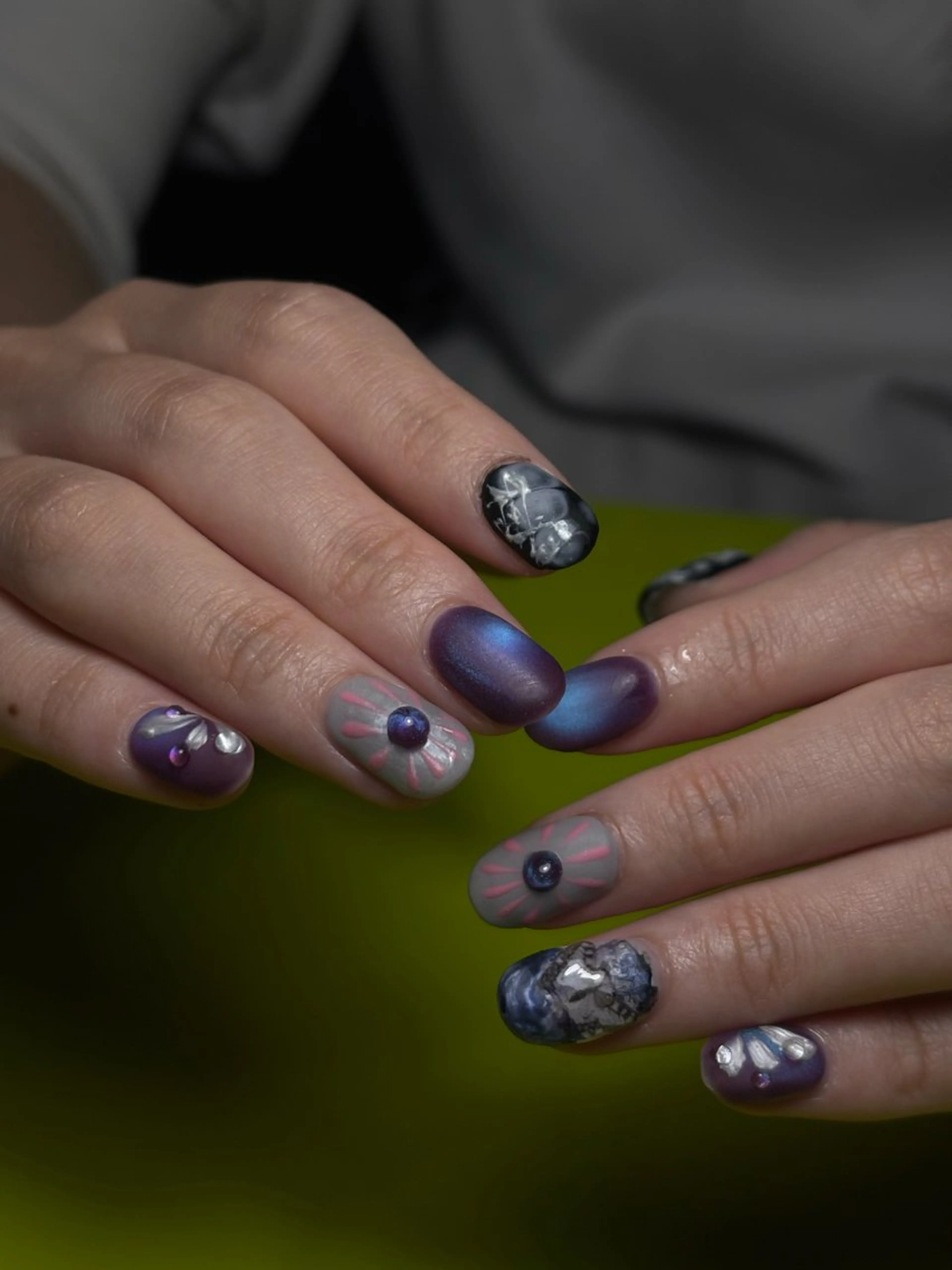 ネイル ハンドネイル 個性派NANA ネイルのネイルデザイン