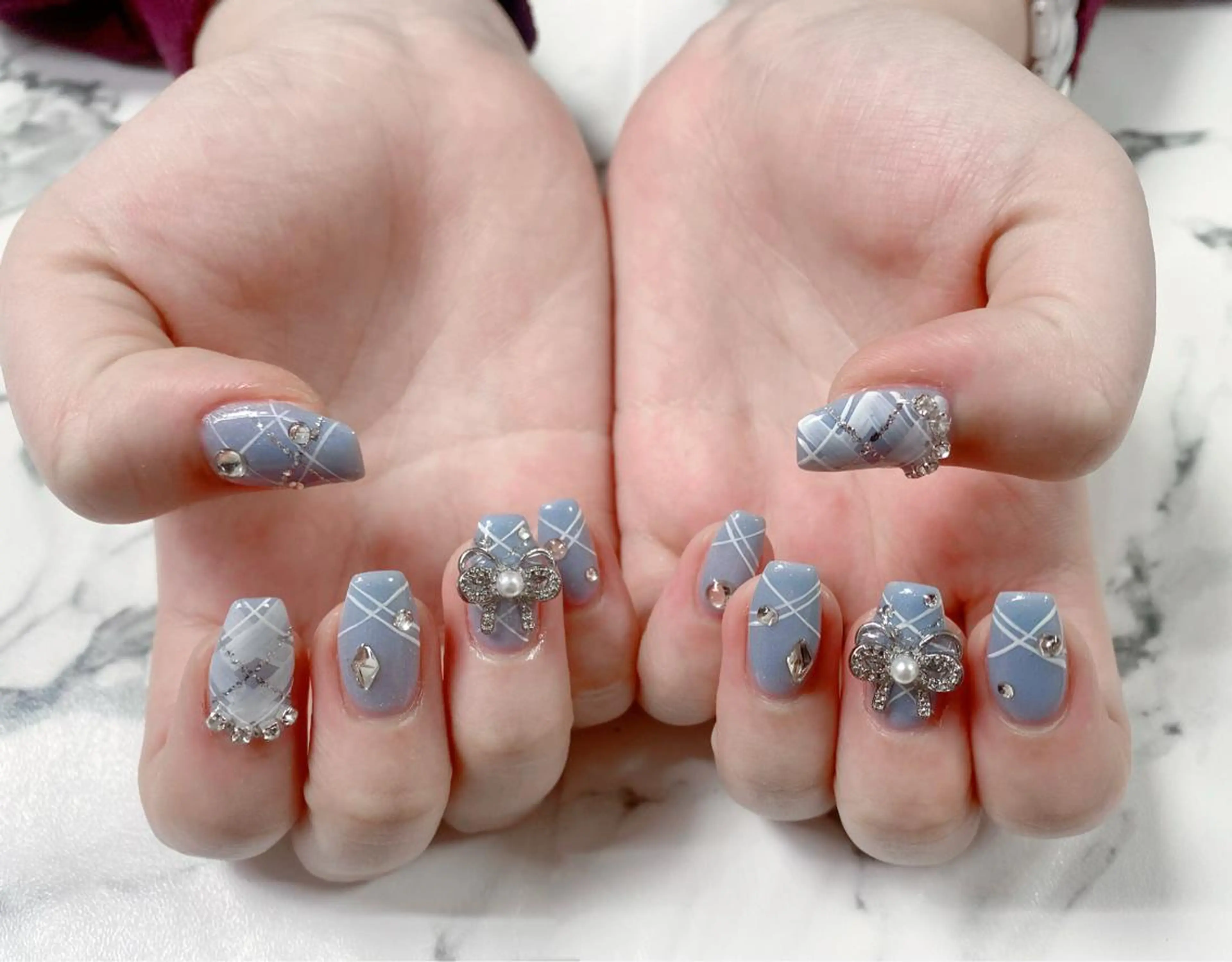 ロング カラー ネイル Q Free nailsのネイルデザイン