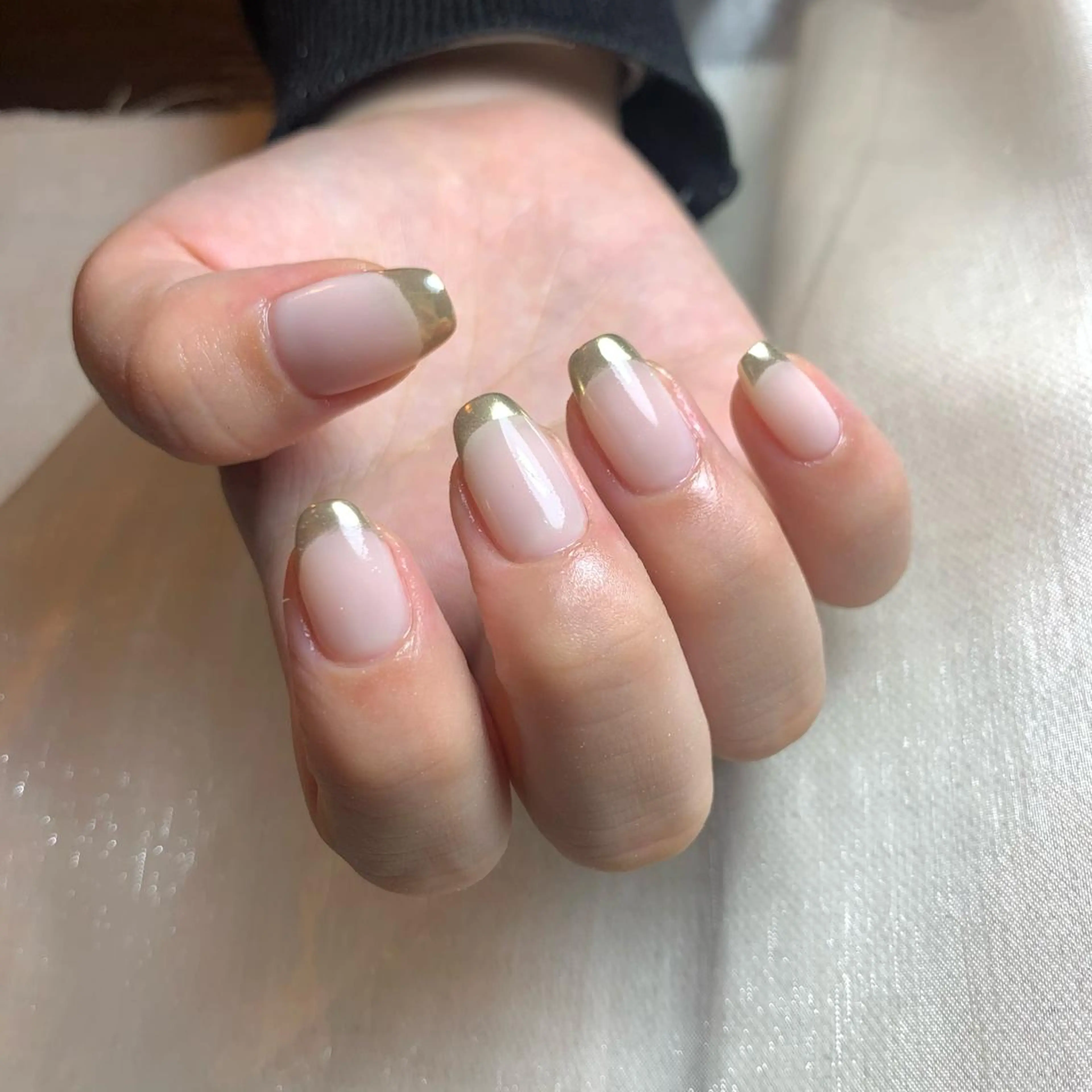 ネイル フレンチネイル ミラーネイル repos~ルポ~所属・里見 麗のネイルデザイン