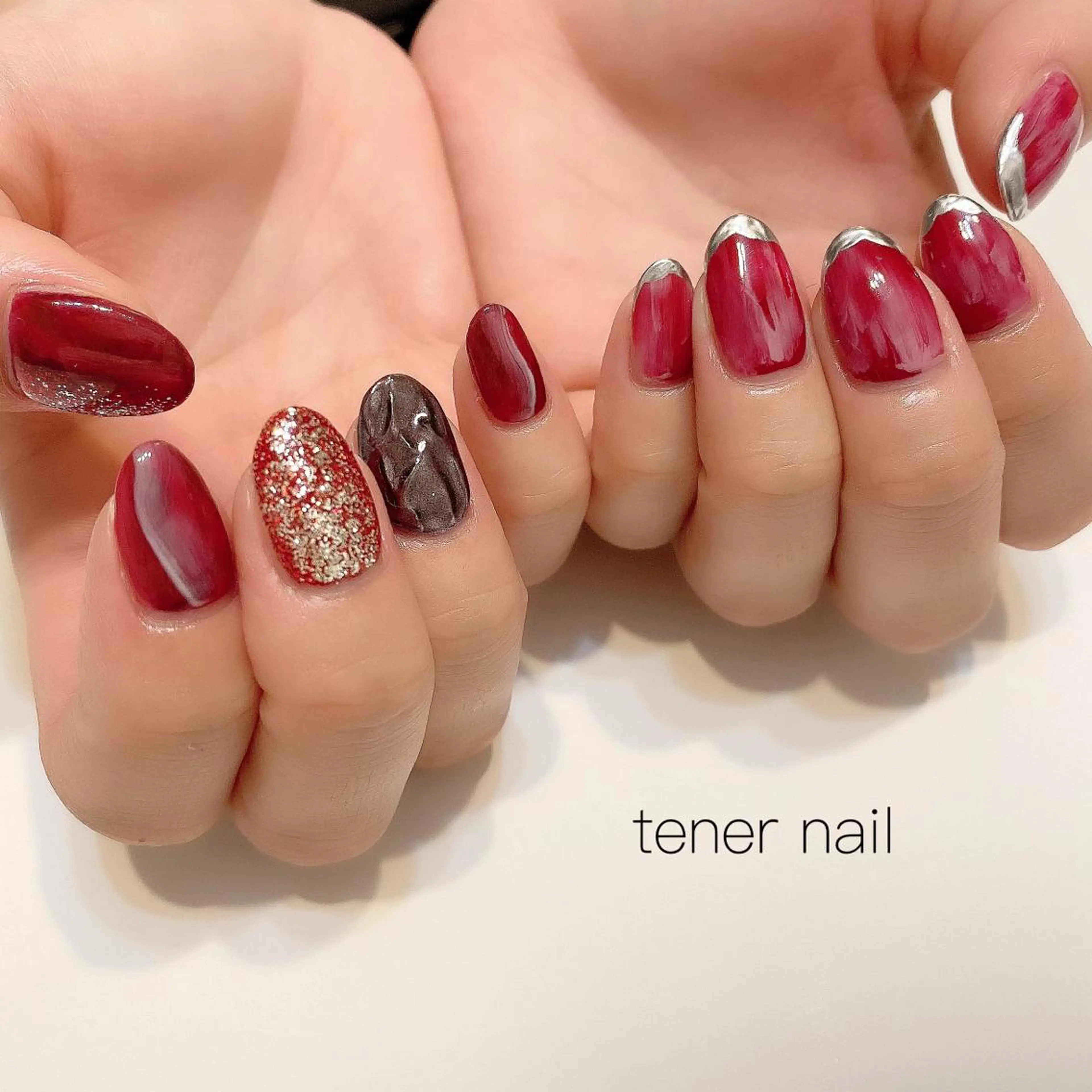 ネイル ニュアンスネイル 赤色 tener  nail  テネルネイル所属・テネルネイル tener nailのネイルデザイン