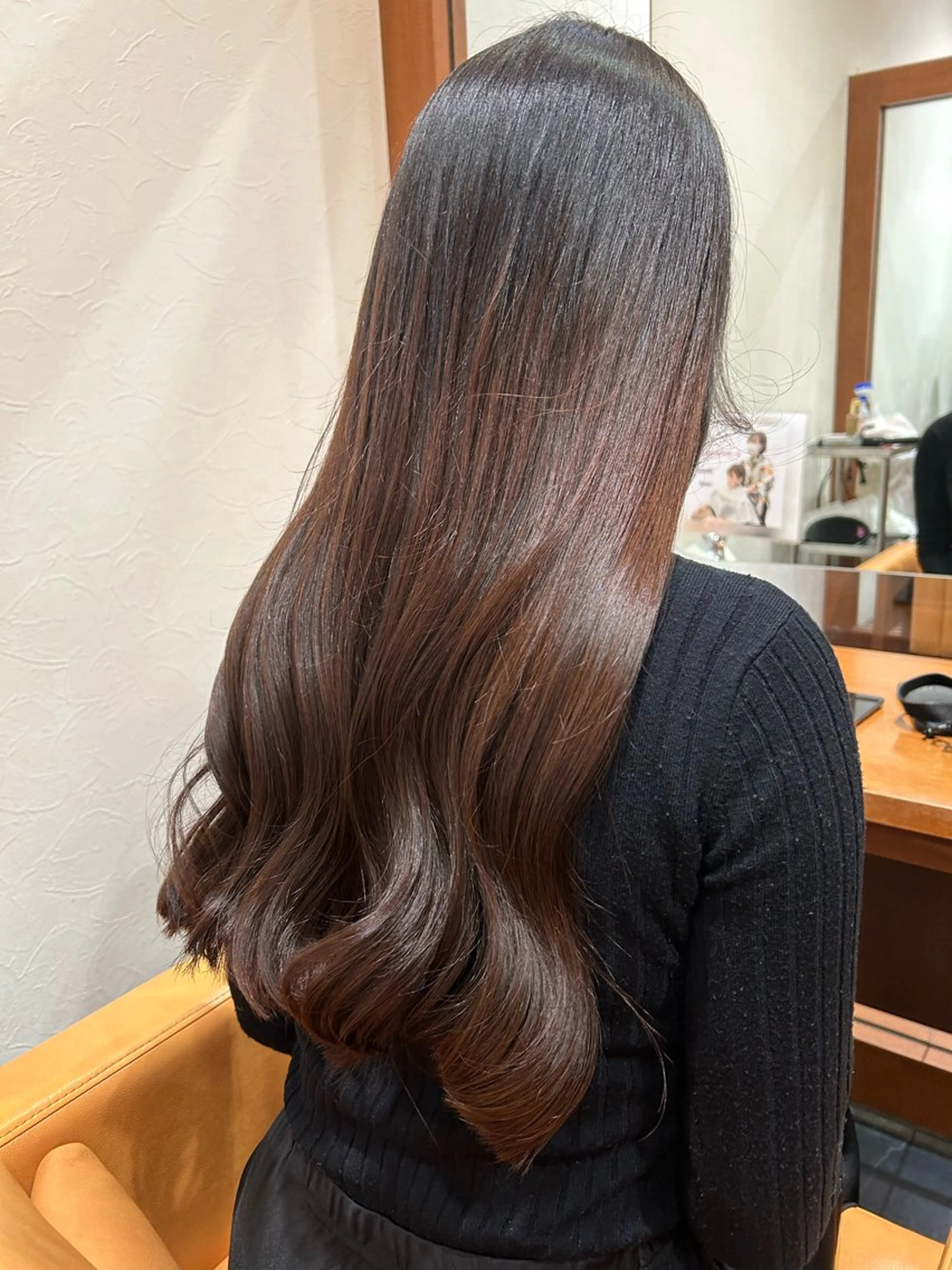 ロング 福川 絢音のヘアスタイル