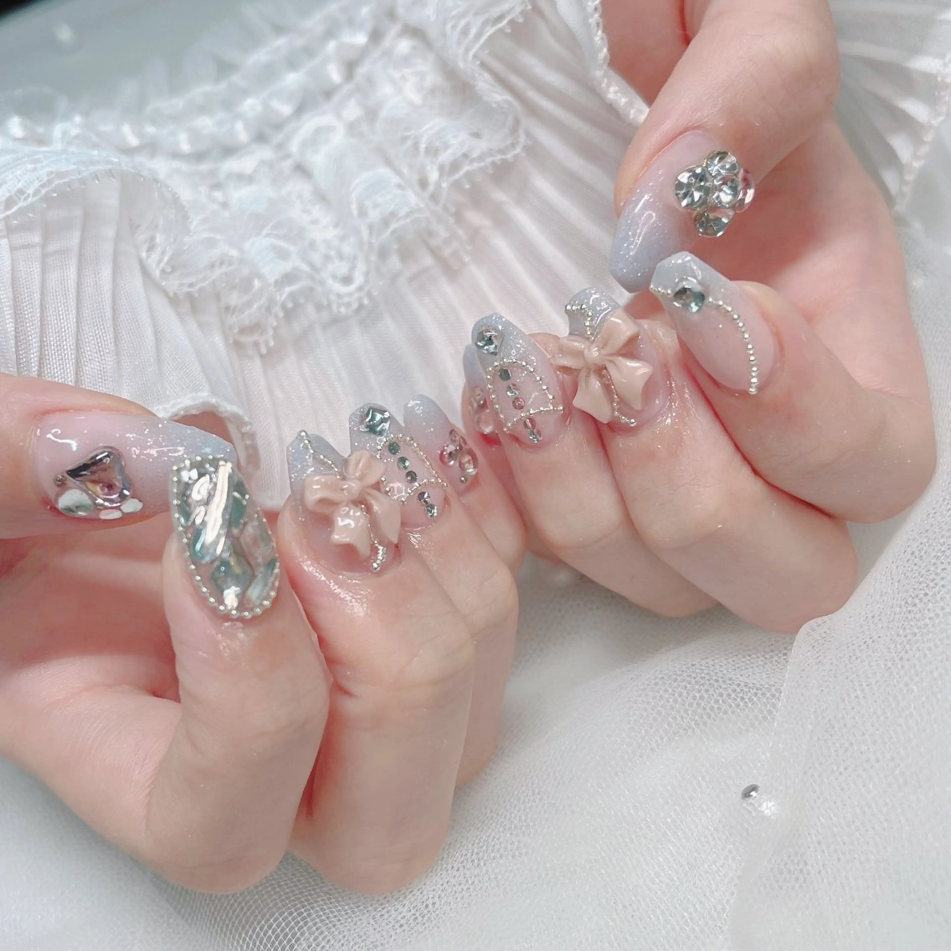 ネイル アートネイル ハンドネイル pomy nail 新宿店所属・otomi 🌼*･のネイルデザイン