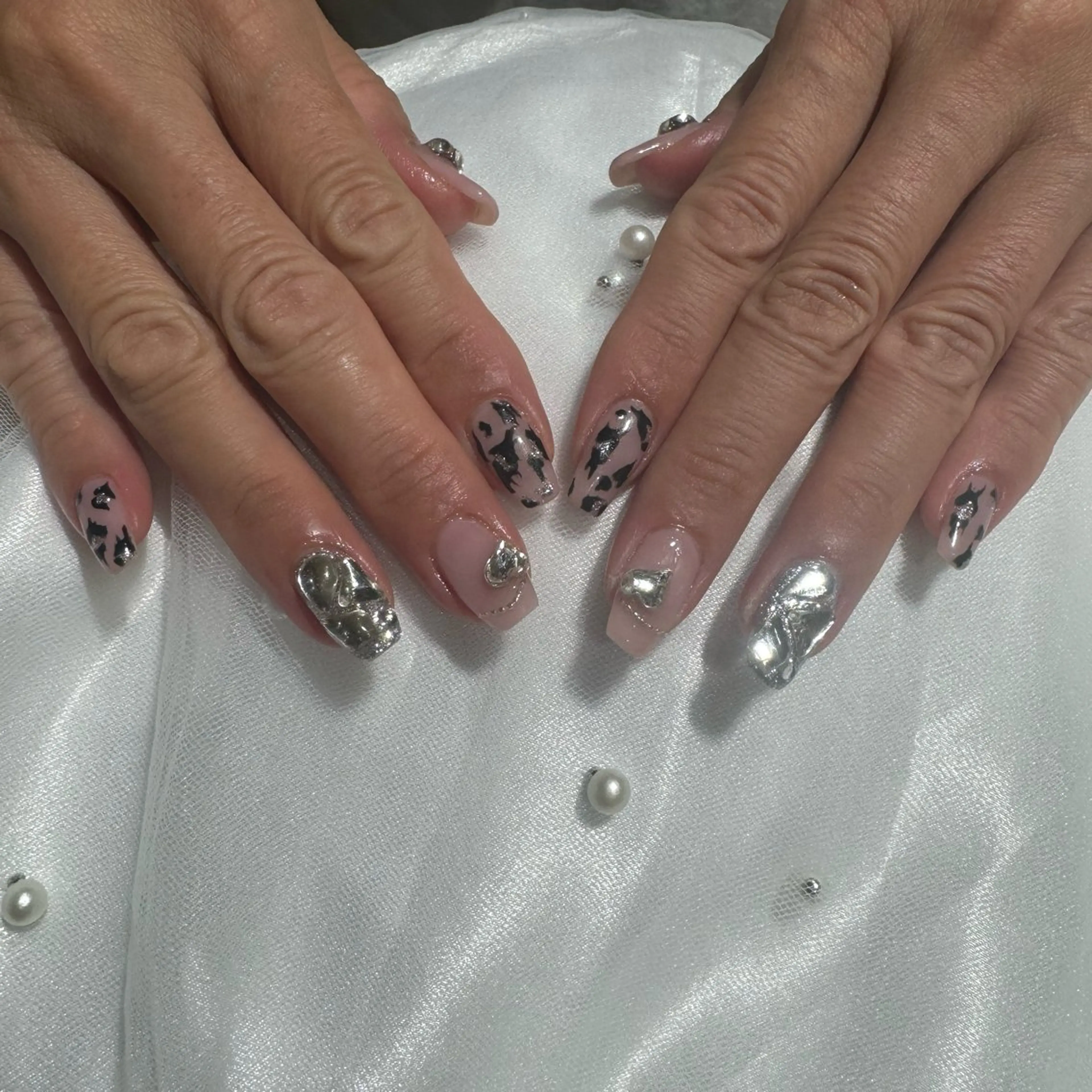 ネイル ジェルネイル ハート ハンドネイル 💫fein. nail💫のネイルデザイン