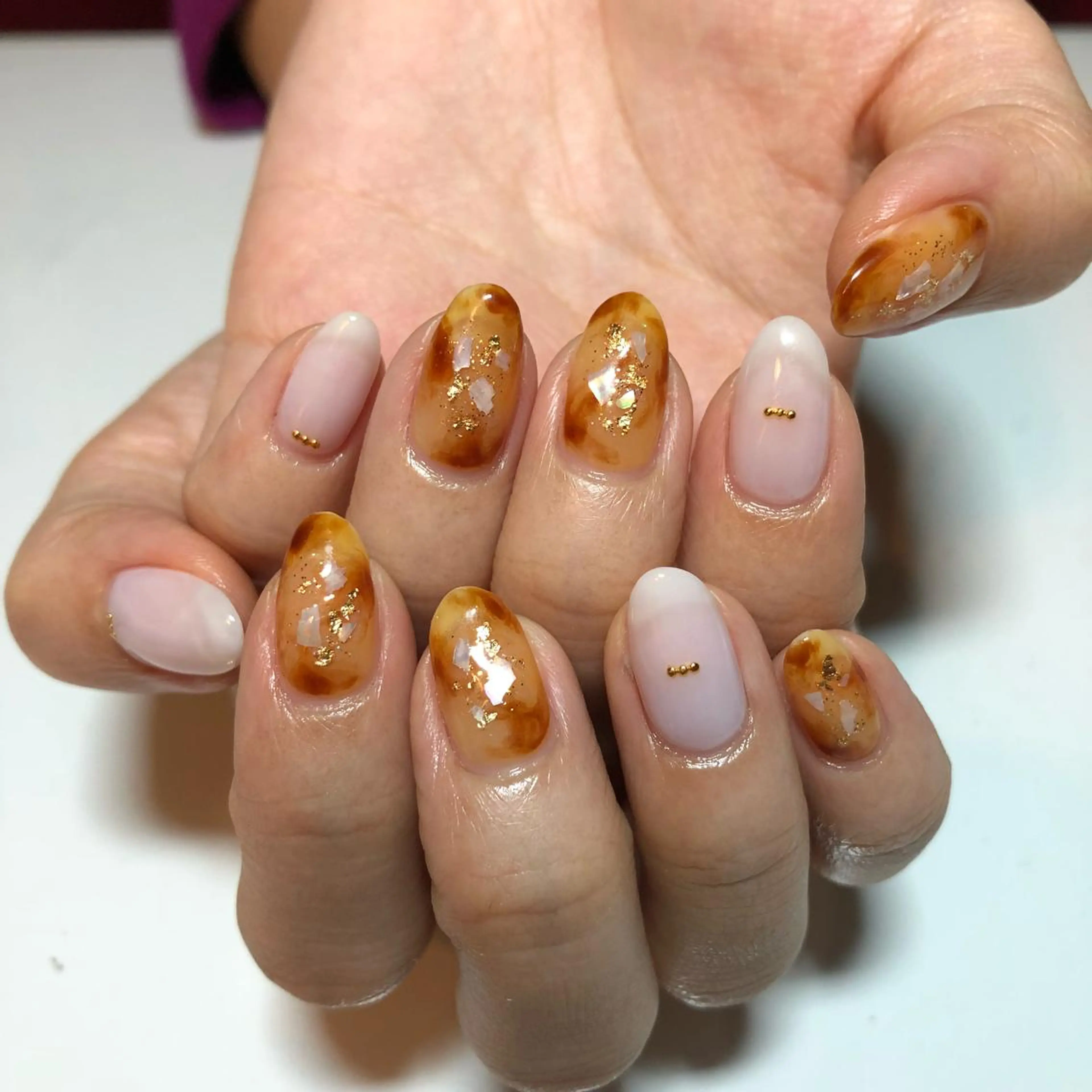 ネイル べっ甲ネイル g-up nail所属・米田 律子のネイルデザイン
