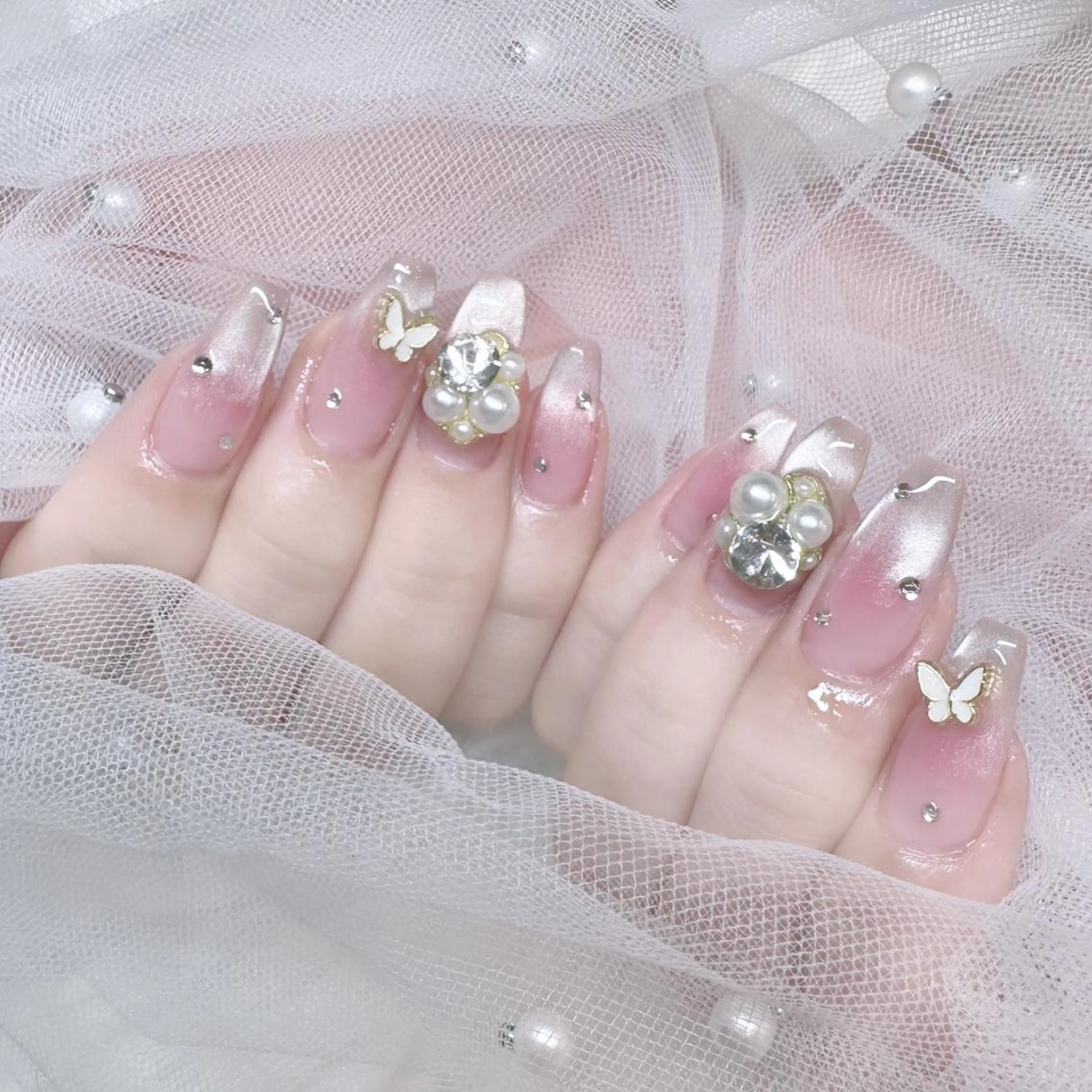 オフある方《ジェル》持込みデザイン6～10本  Hand 平日¥11000/土日祝¥11500※初回ソフトジェルオフ無料の写真