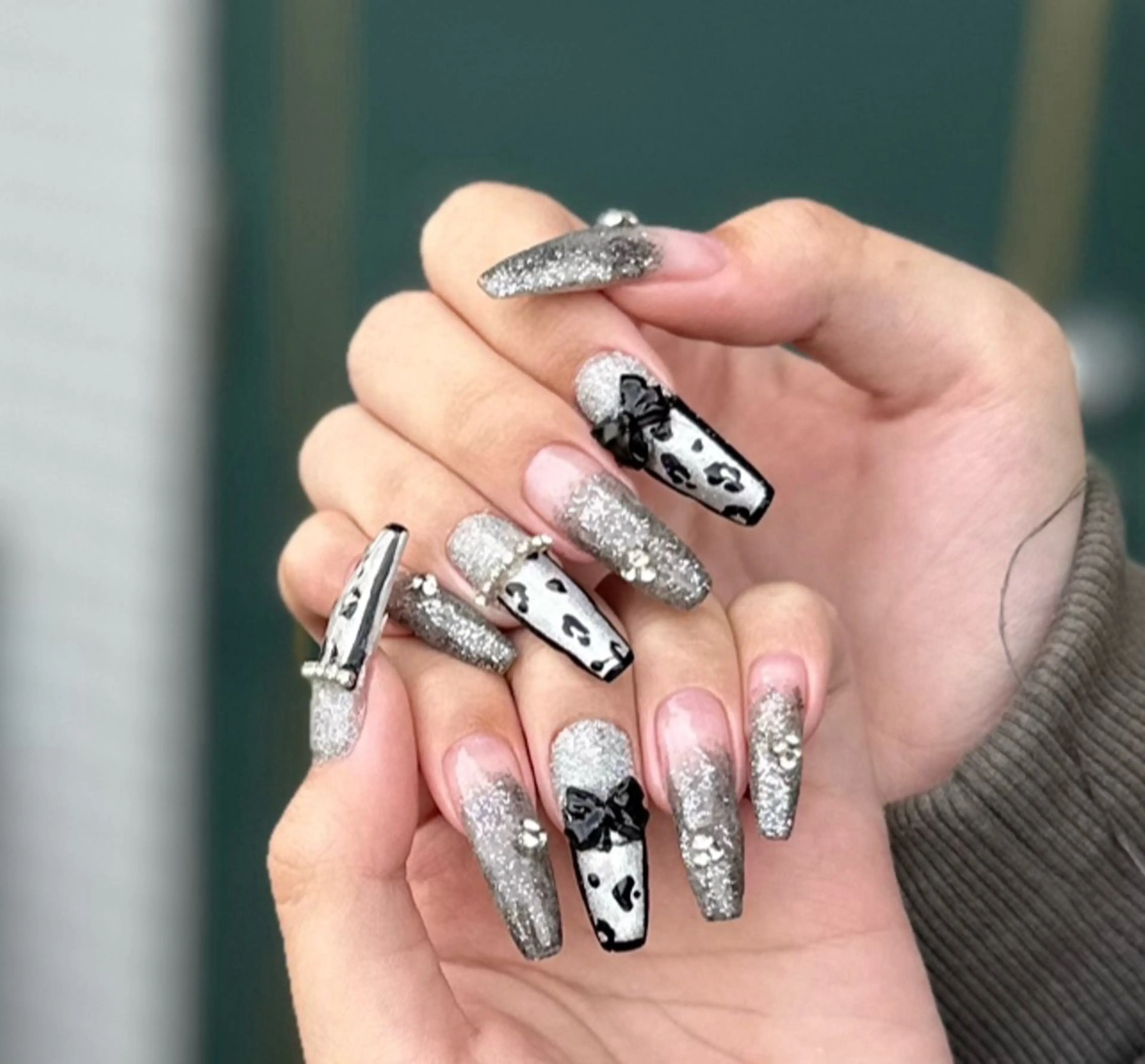 ネイル 新山 聖のネイルデザイン