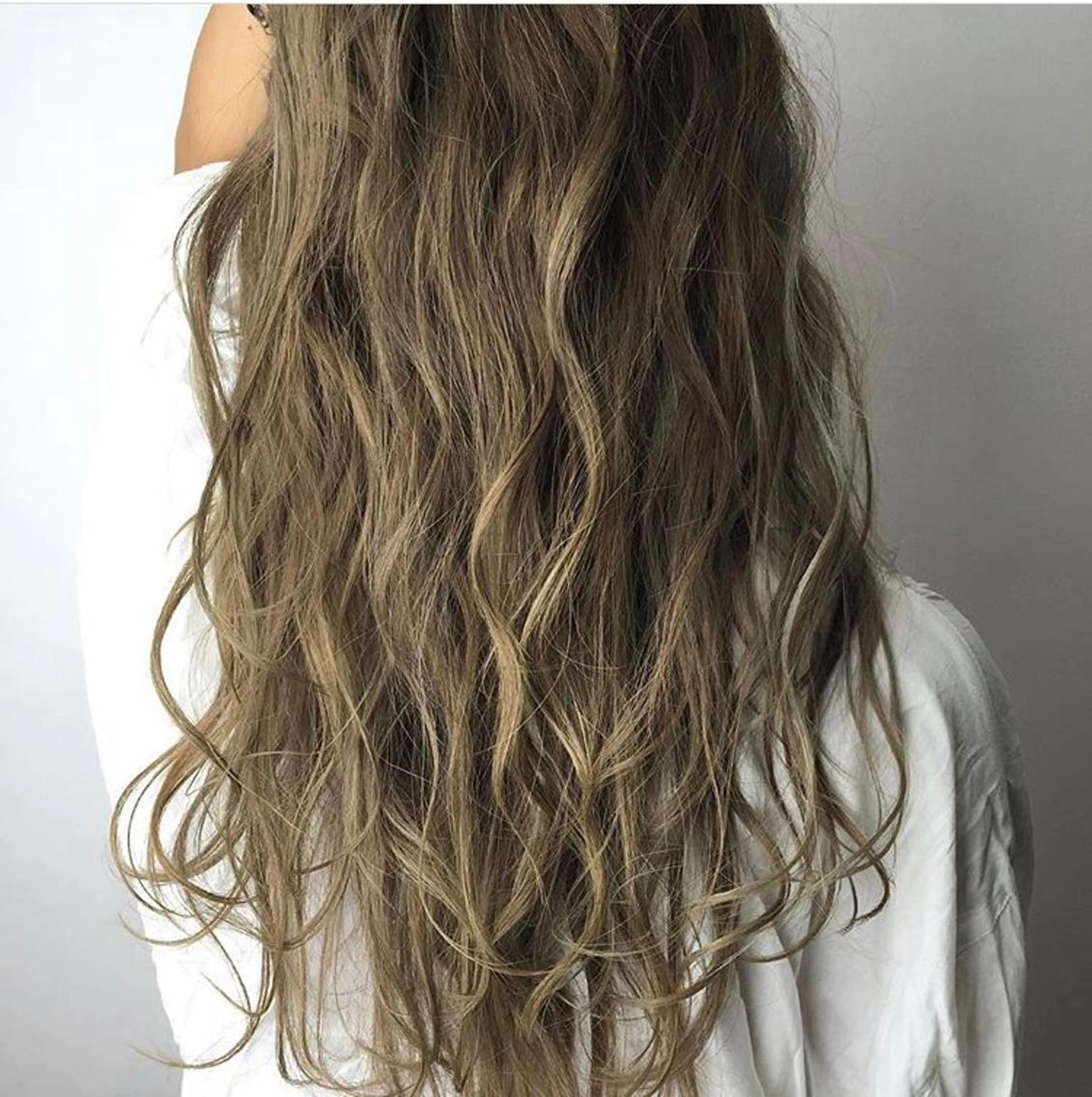 ショート ミディアム セミロング ロング カラー アッシュ ベージュカラー ハイライトカラー ハイライト メンズカット特化柏駅 徒歩3分LOUのヘアスタイル